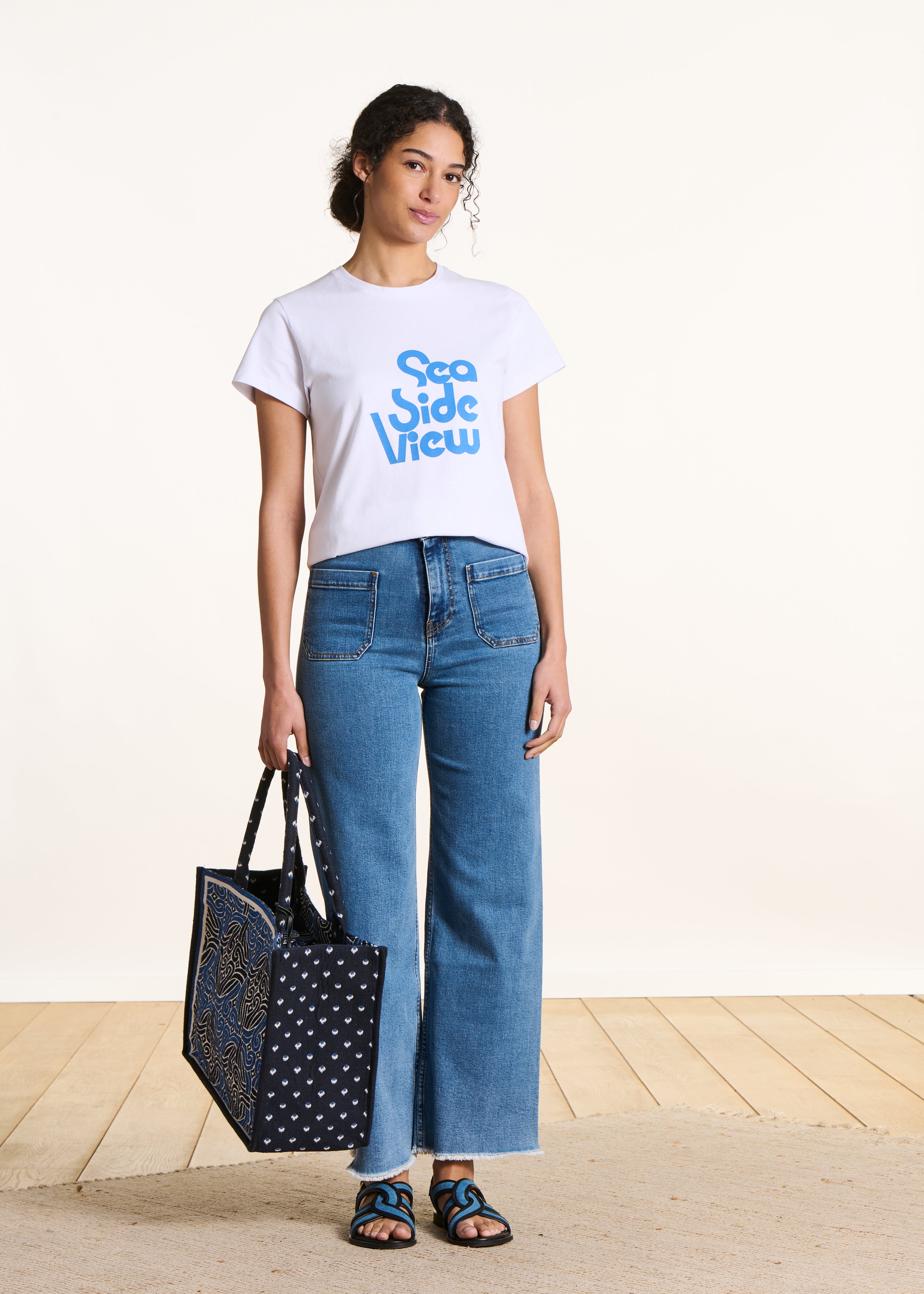la-f-e-marabout-e-famille-t-shirt-wei-bio-oversize image 2