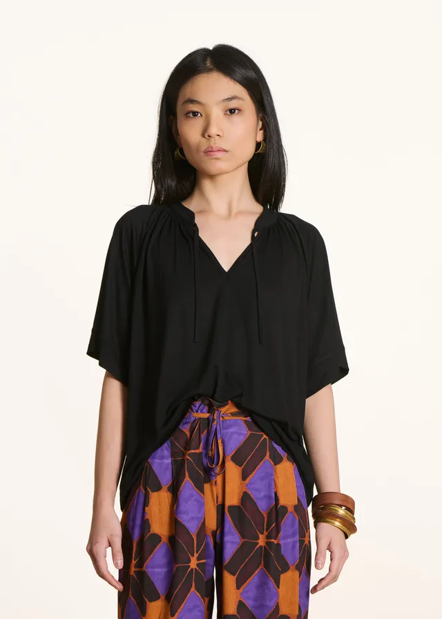 la-f-e-marabout-e-fameux-t-shirt-damen-schwarz-loose image 1