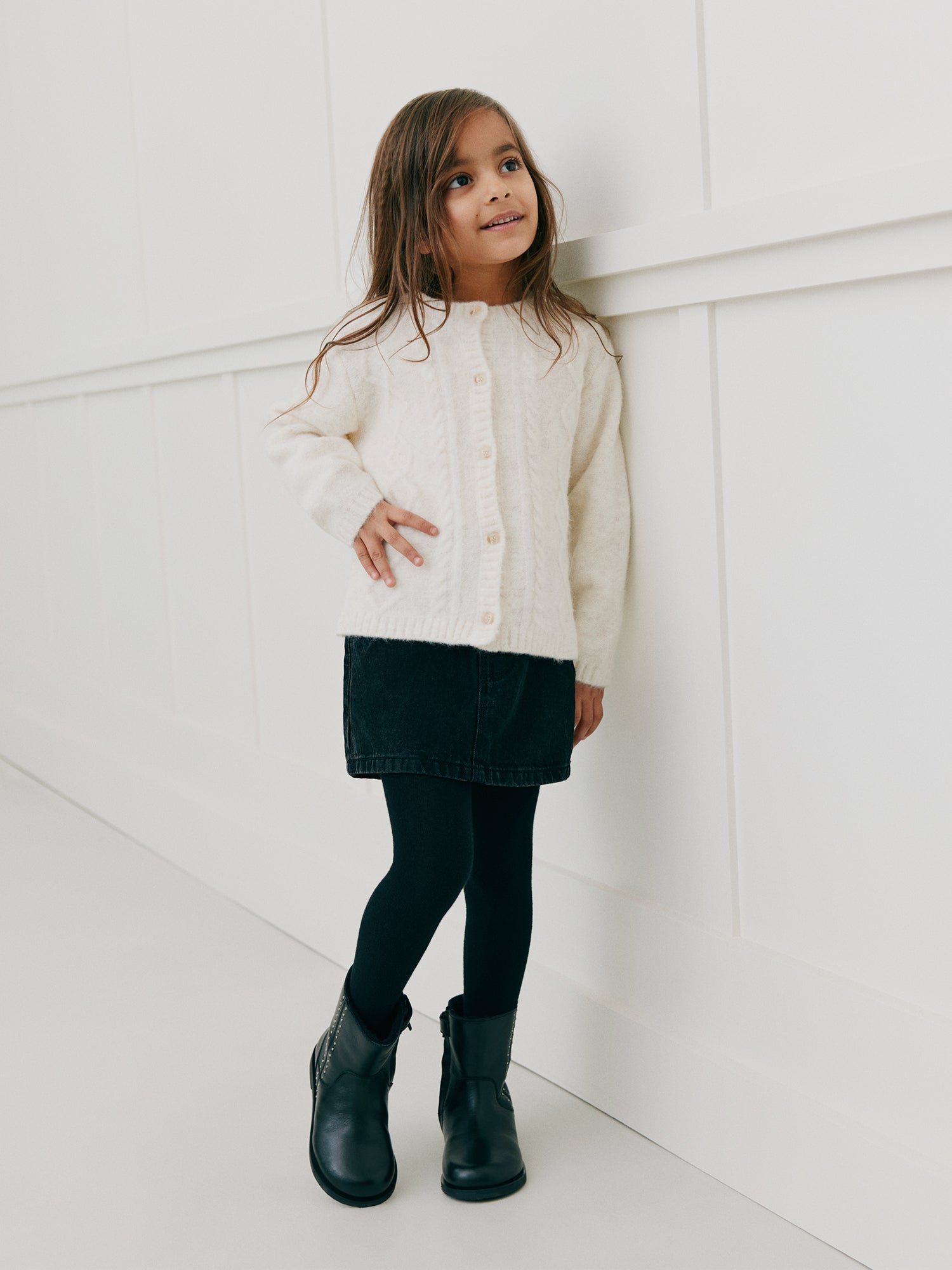 sofie-schnoor-kids-henny-cardigan-strickjacke-off-white image 2