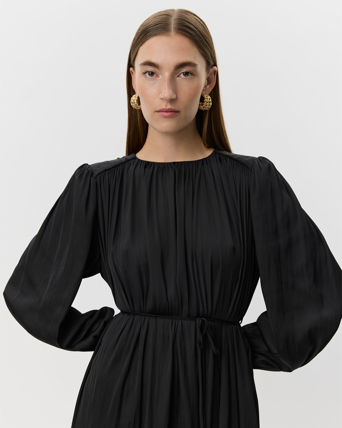 sofie-schnoor-marthesw-minikleid-schwarz-langarm image 5