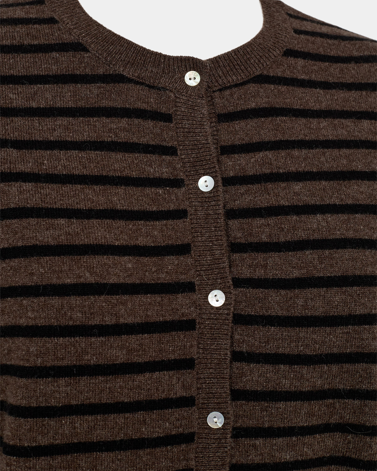 sofie-schnoor-women-cisse-strickjacke-braun-gestreift-wolle image 5