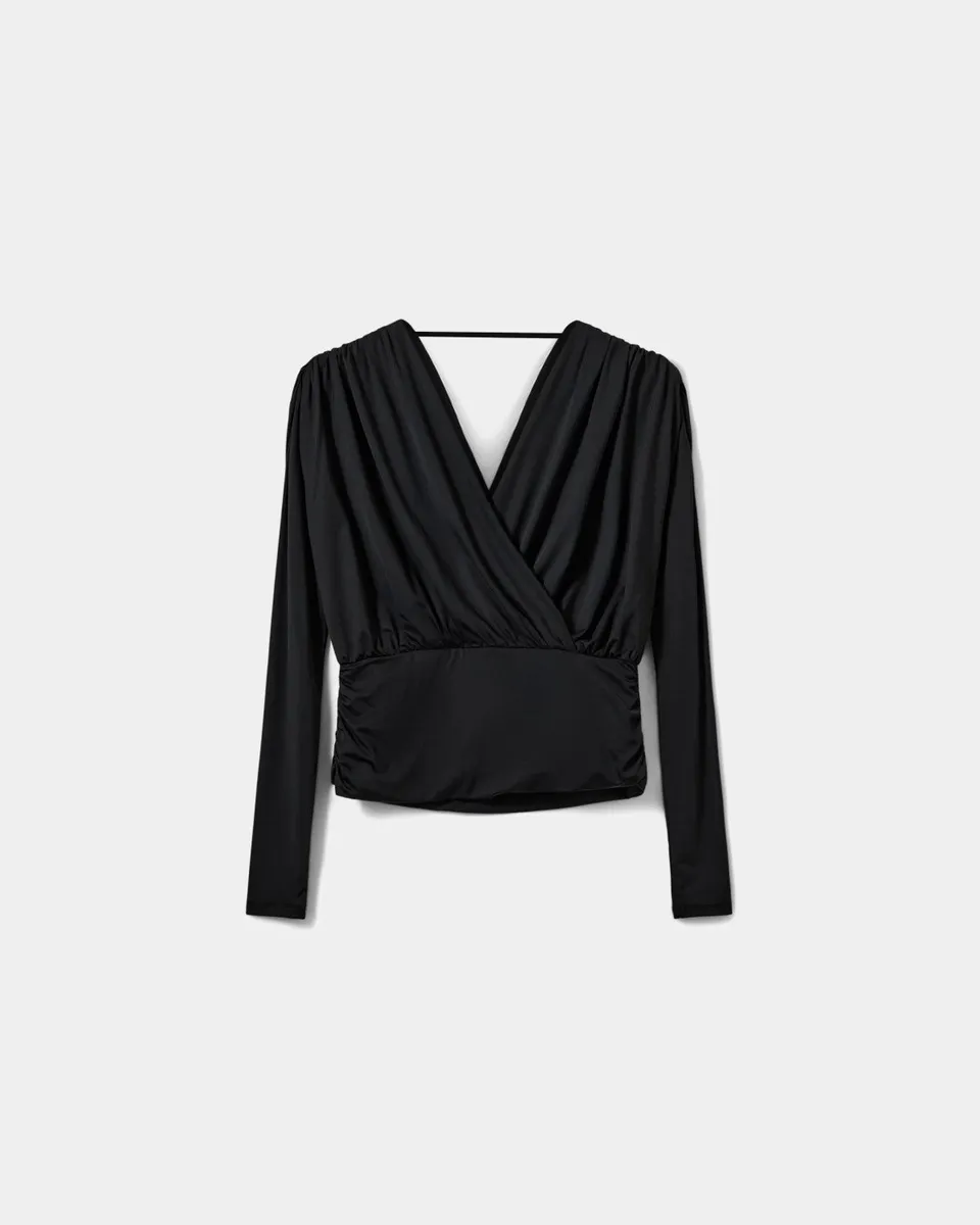sofie-schnoor-women-briannasw-bluse-schwarz-v-ausschnitt image 1