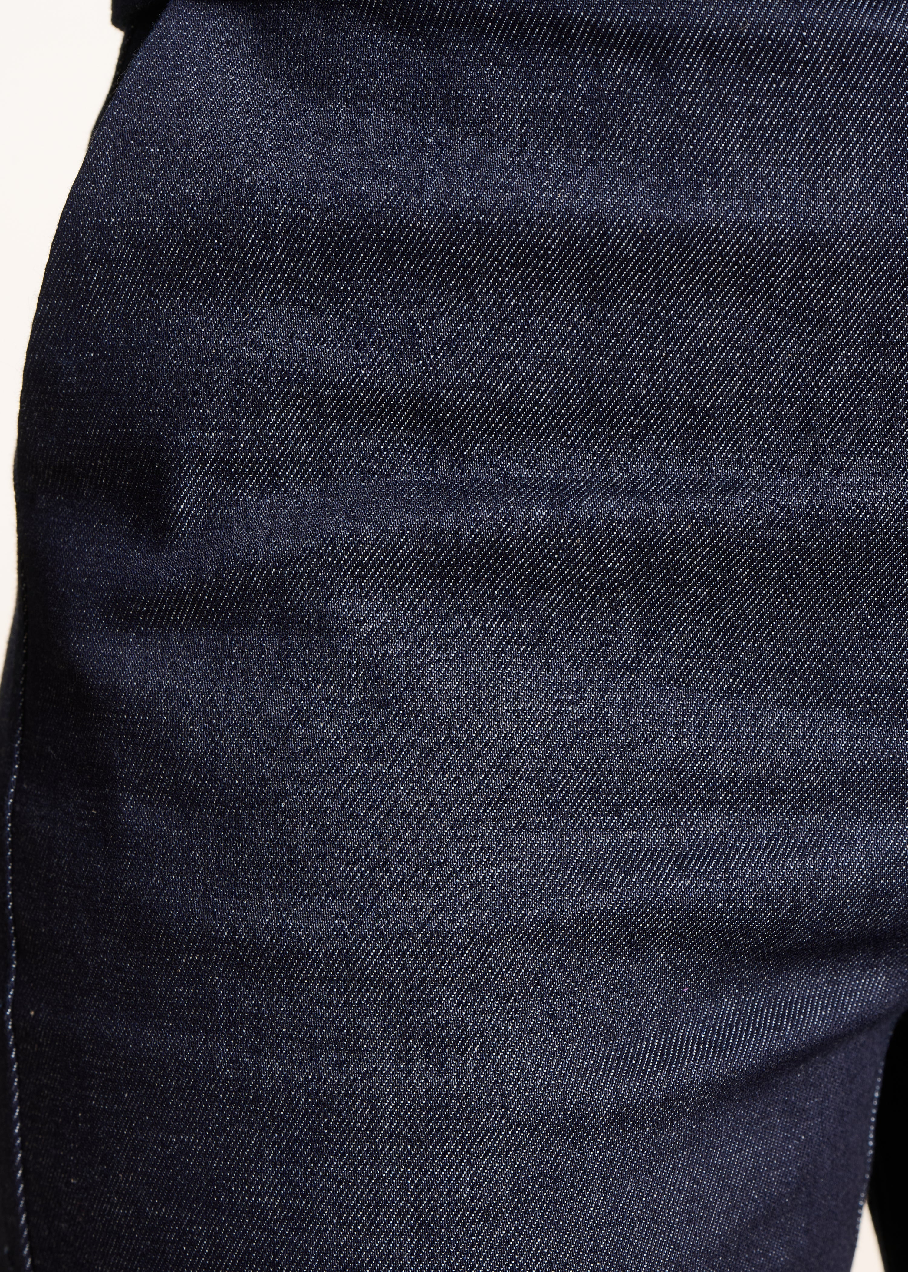 la-f-e-marabout-e-pantalons-fissa-7-8-jeans-dark-brut image 4