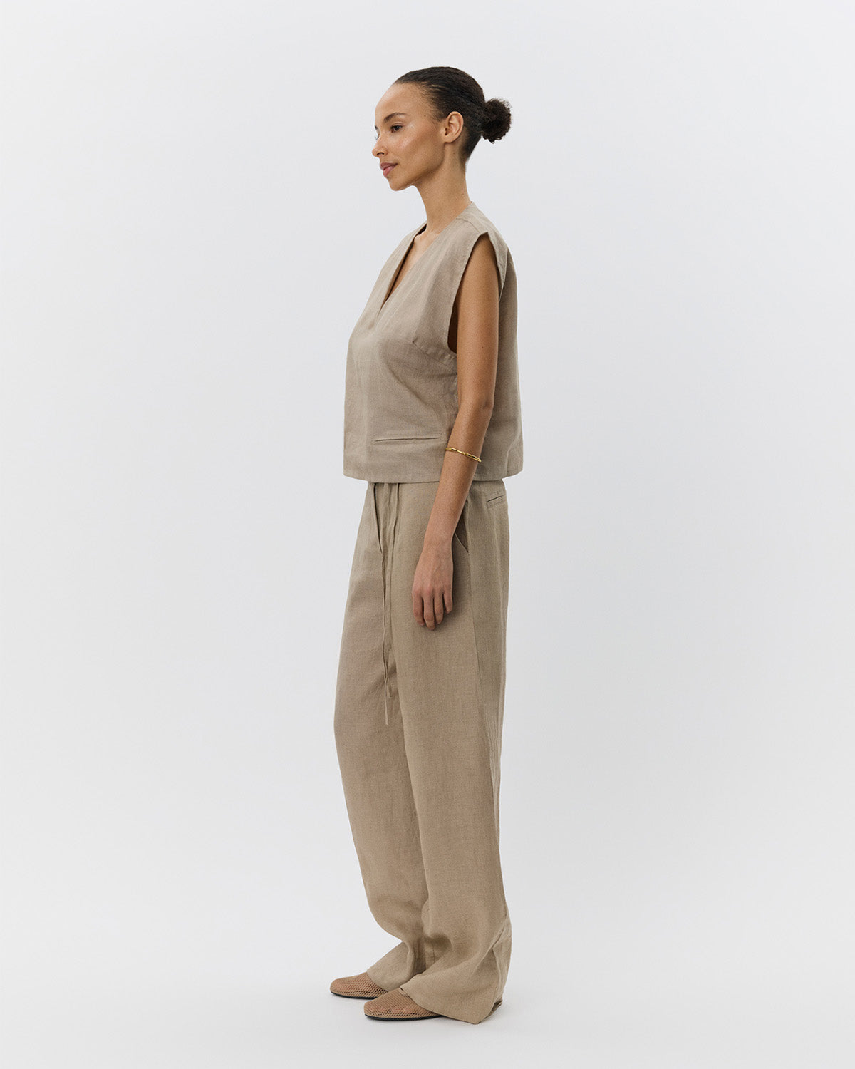 sofie-schnoor-women-jadessw-leinenhose-camel-weit image 4