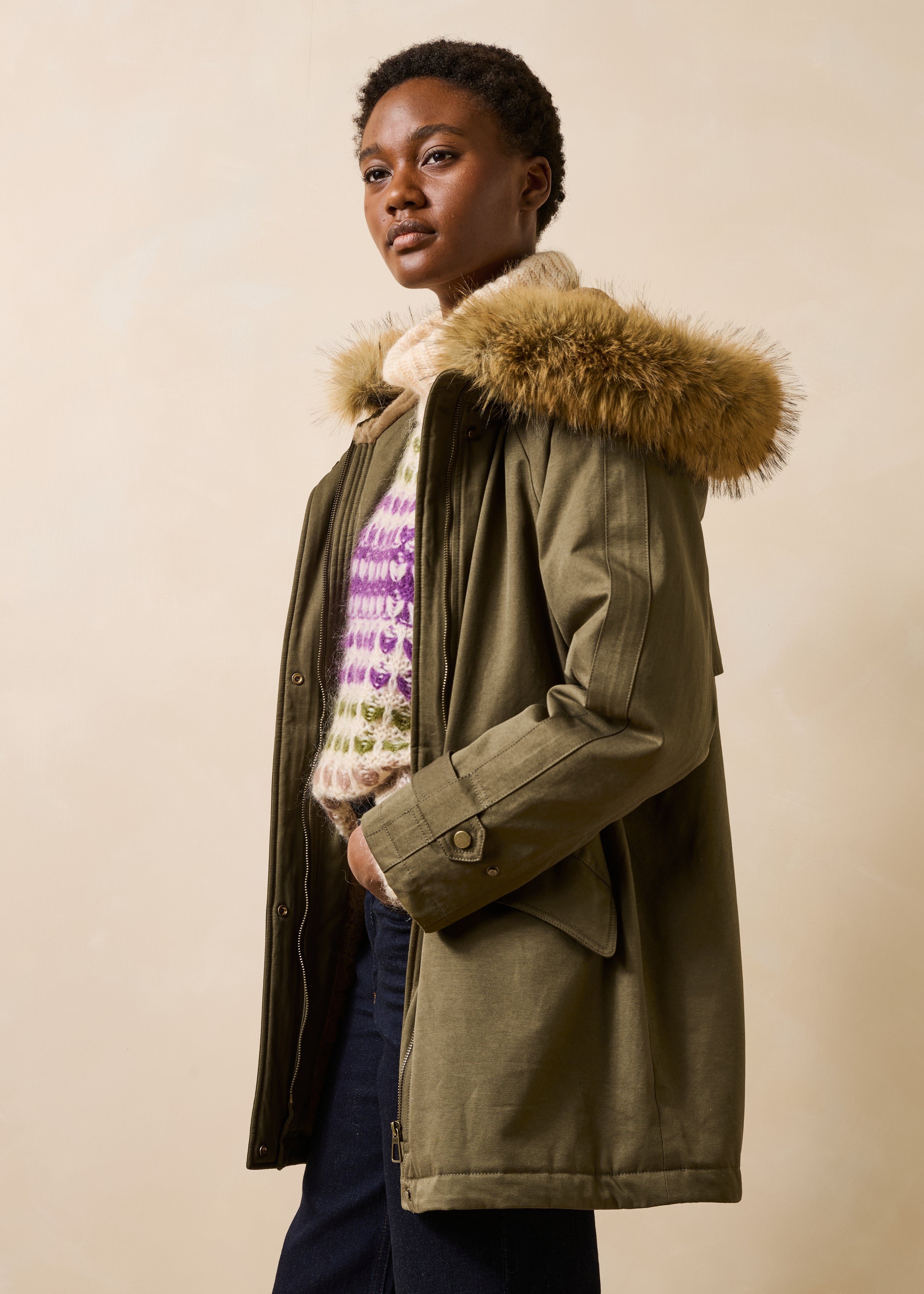 la-f-e-marabout-e-gonxi-parka-kaki-mittellang-kunstfell image 1
