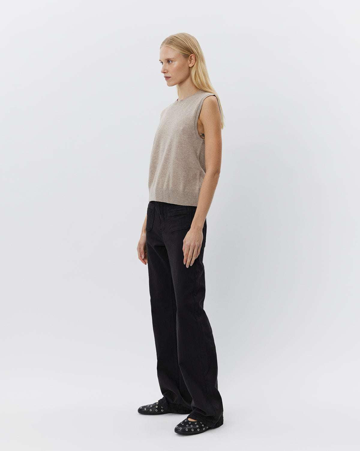 sofie-schnoor-noennesw-high-jeans-schwarz-baumwolle image 4