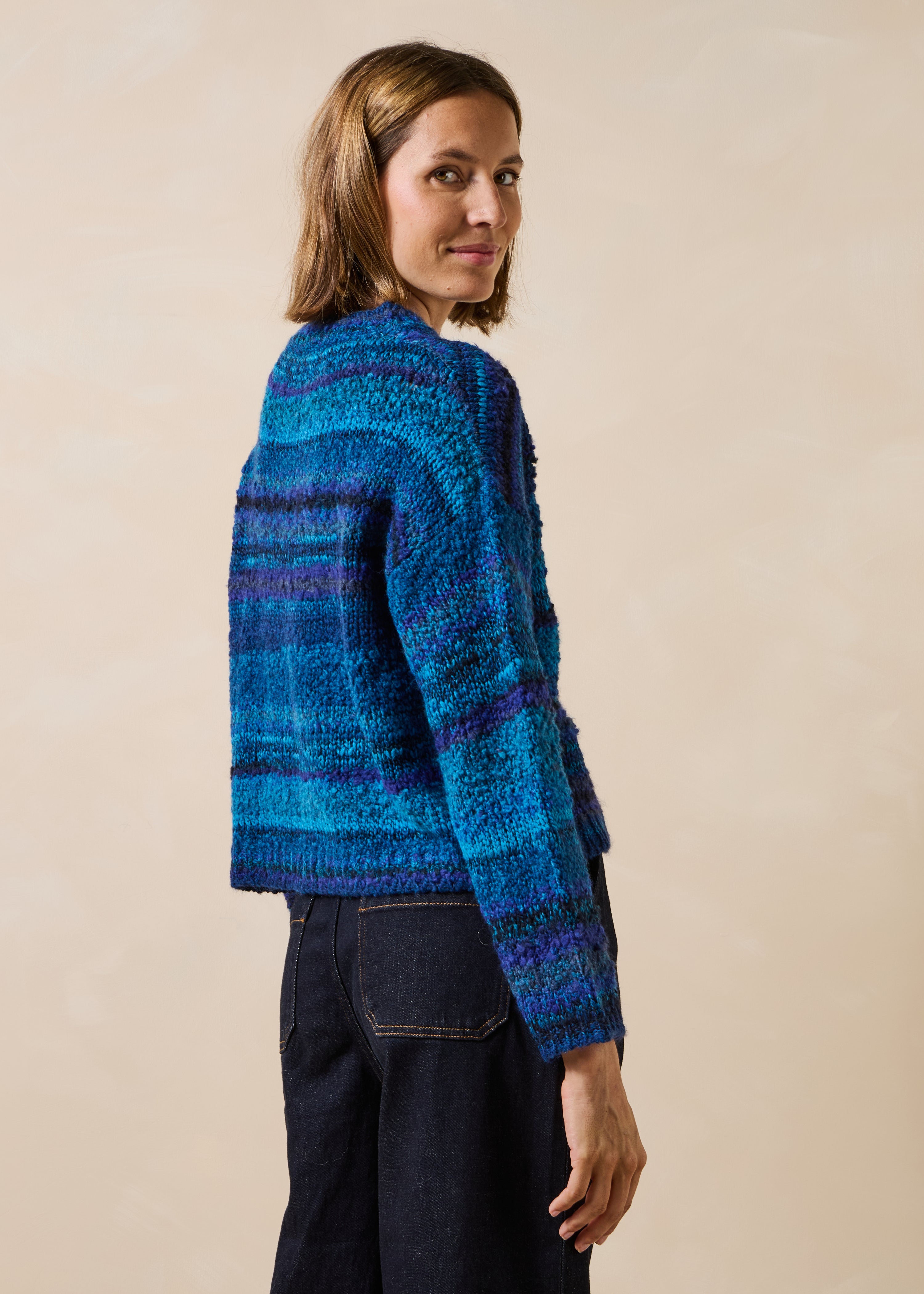 la-f-e-marabout-e-tresia-pullover-azurblau-oversize-gestreift image 3