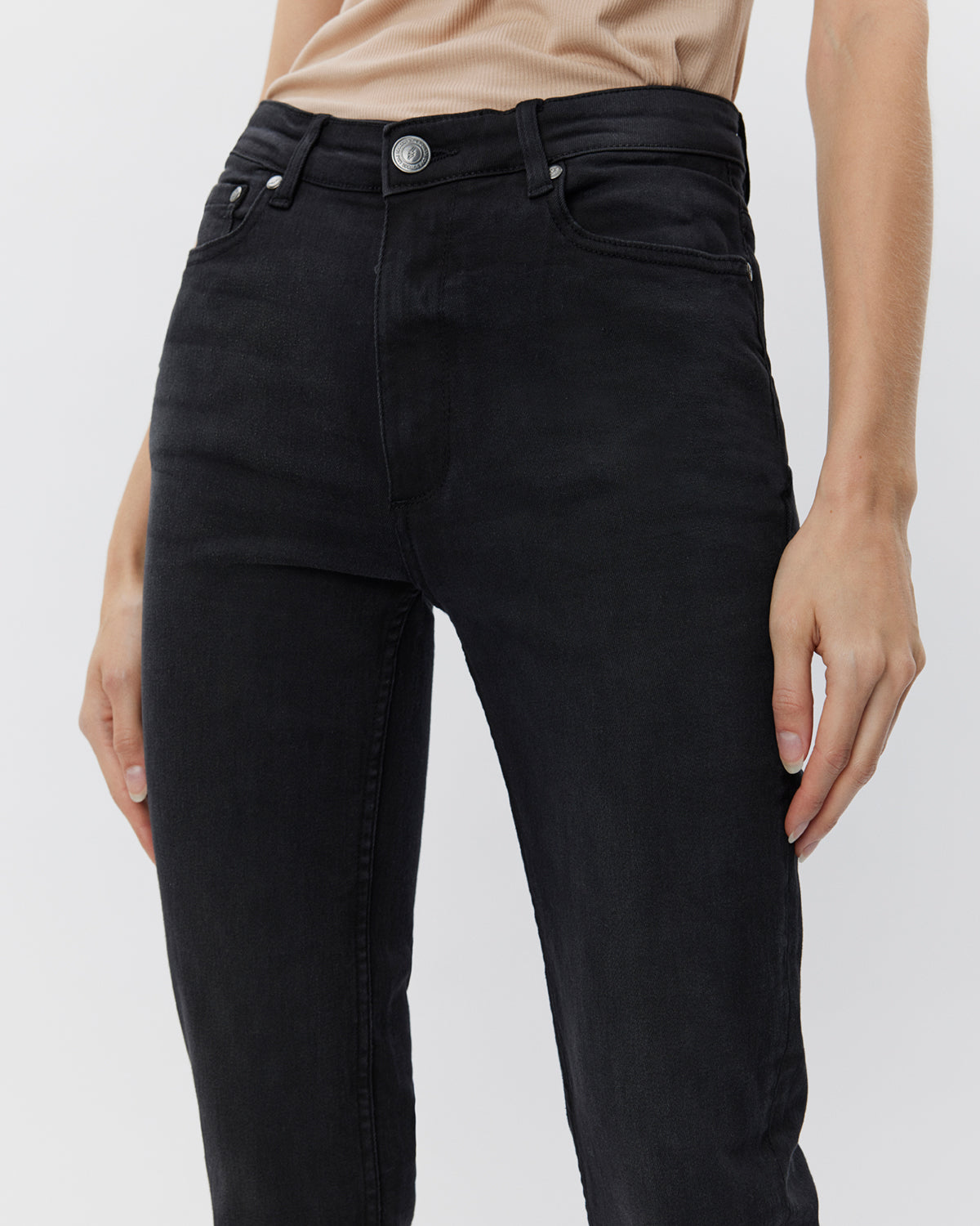 sofie-schnoor-women-galinasw-jeans-schwarz-stretch image 3