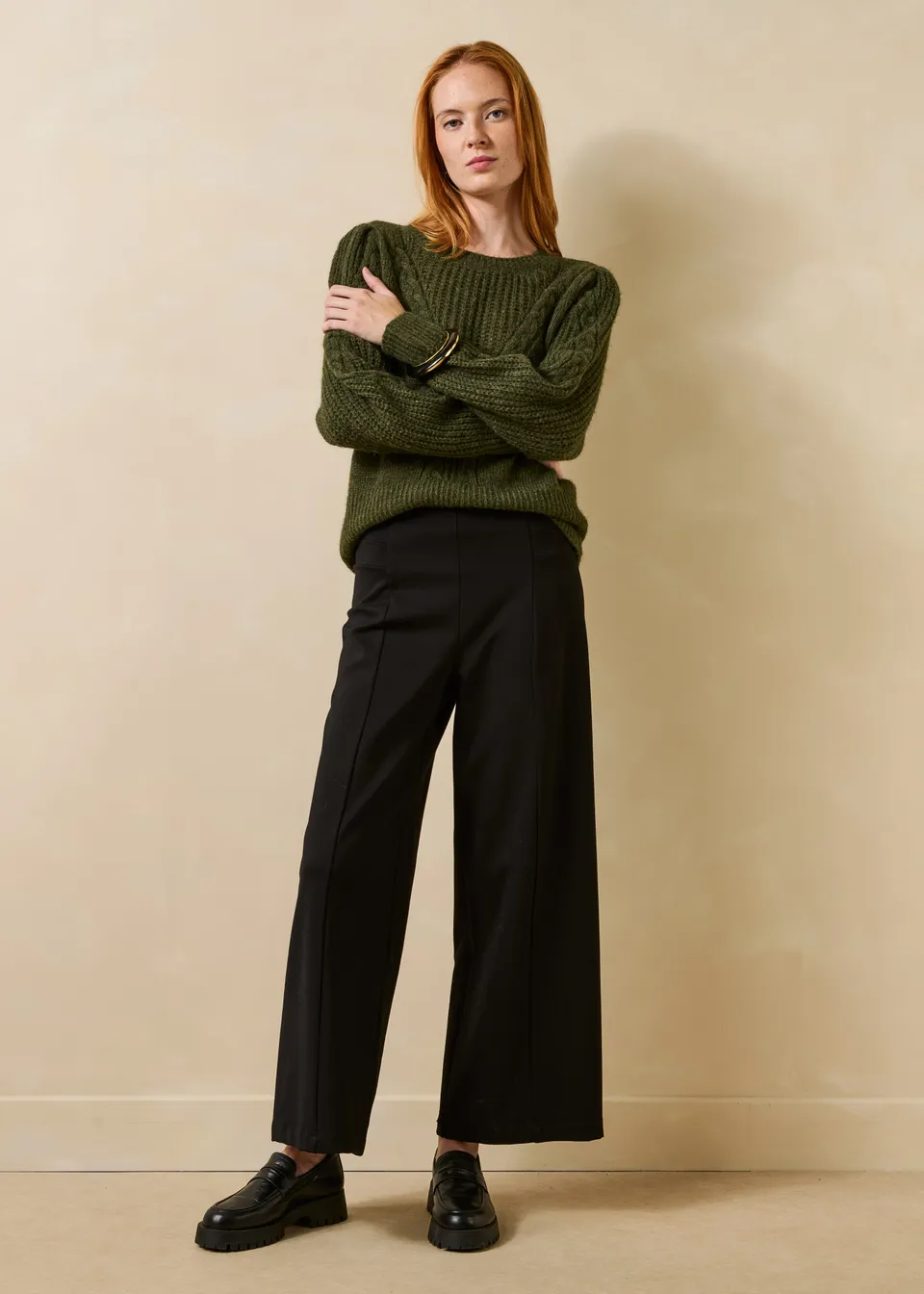 la-f-e-marabout-e-emiora-hose-damen-schwarz-cropped image 1