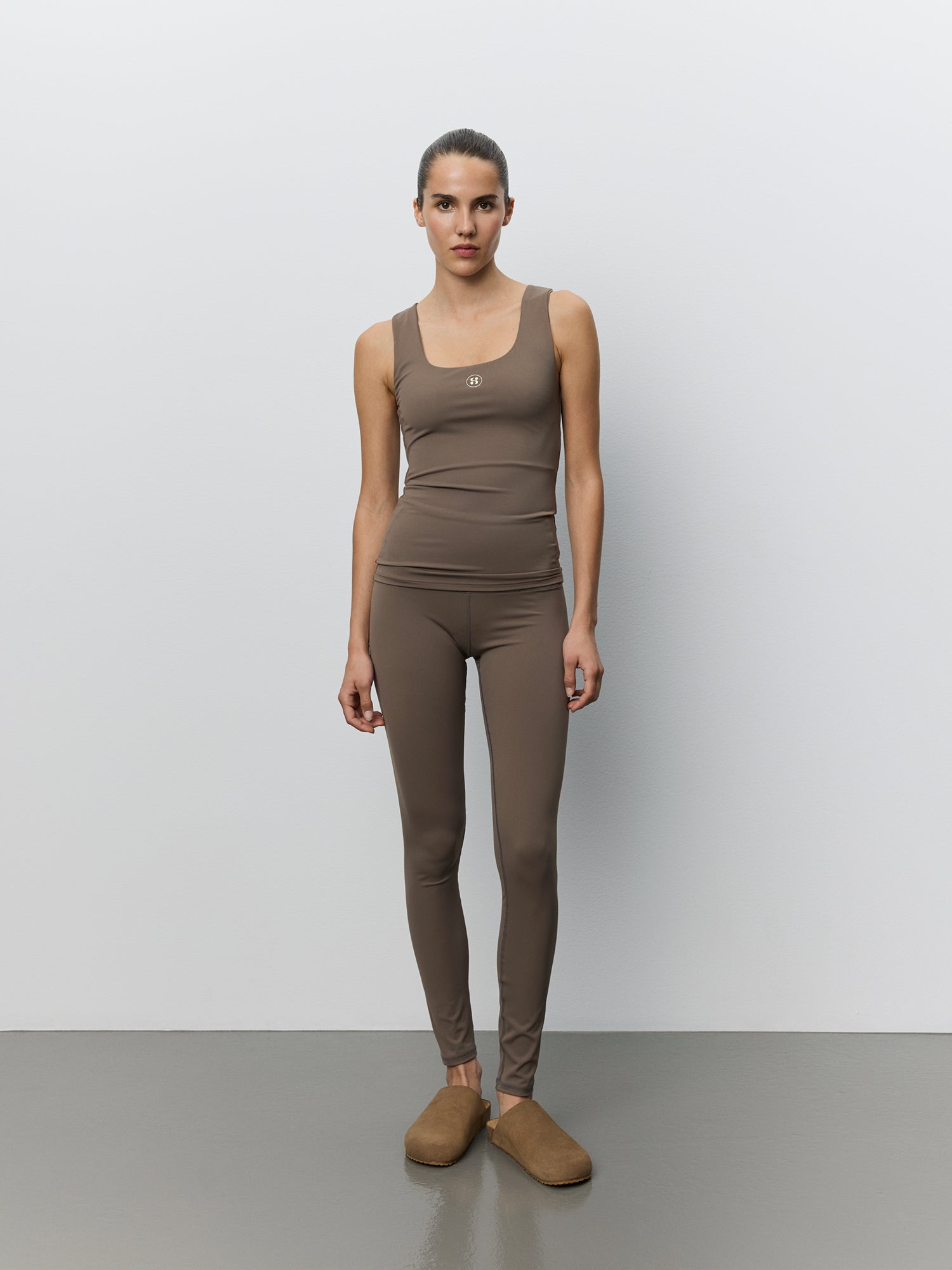 sofie-schnoor-sport-agnetaspo-sport-top-deer-slimfit image 3