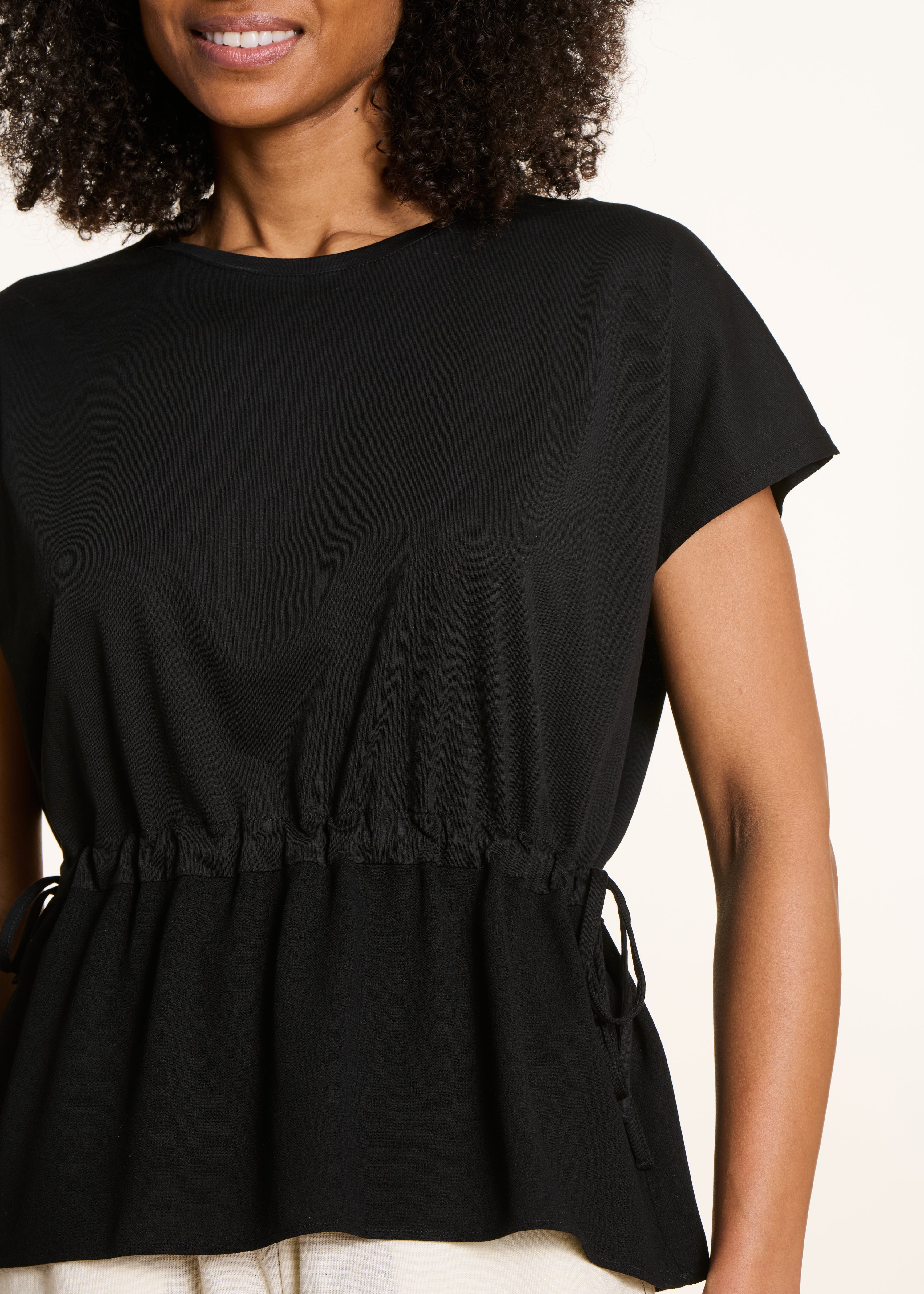 la-f-e-marabout-e-finesse-t-shirt-schwarz-weit-kordelzug image 5