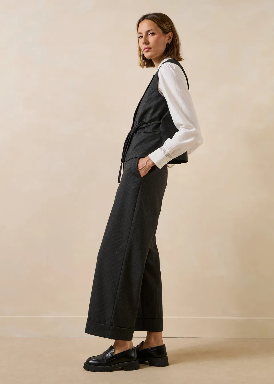 la-f-e-marabout-e-ronac-hose-anthrazit-gestreift-7-8 image 1
