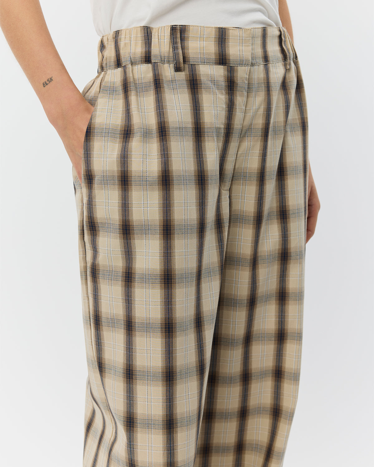sofie-schnoor-women-reinesw-check-wide-leg-hose-grau-kariert image 5