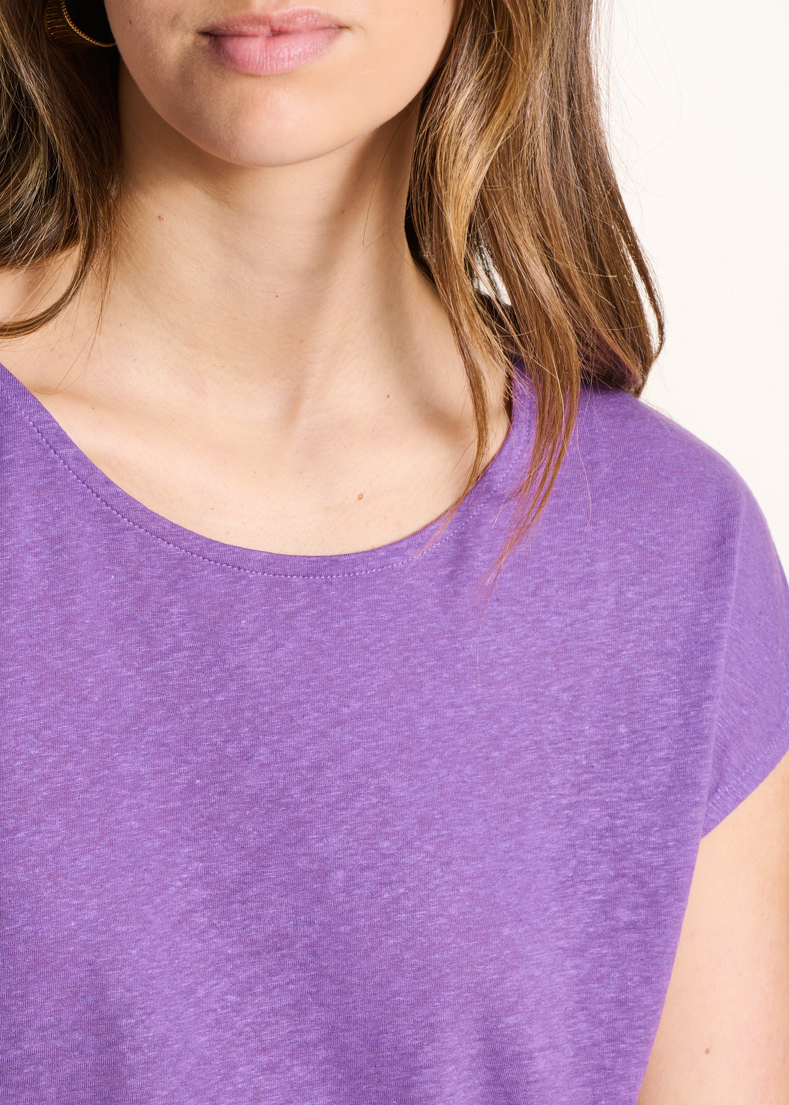 la-f-e-marabout-e-t-shirt-lyocell-leinen-violett-rundhals image 5