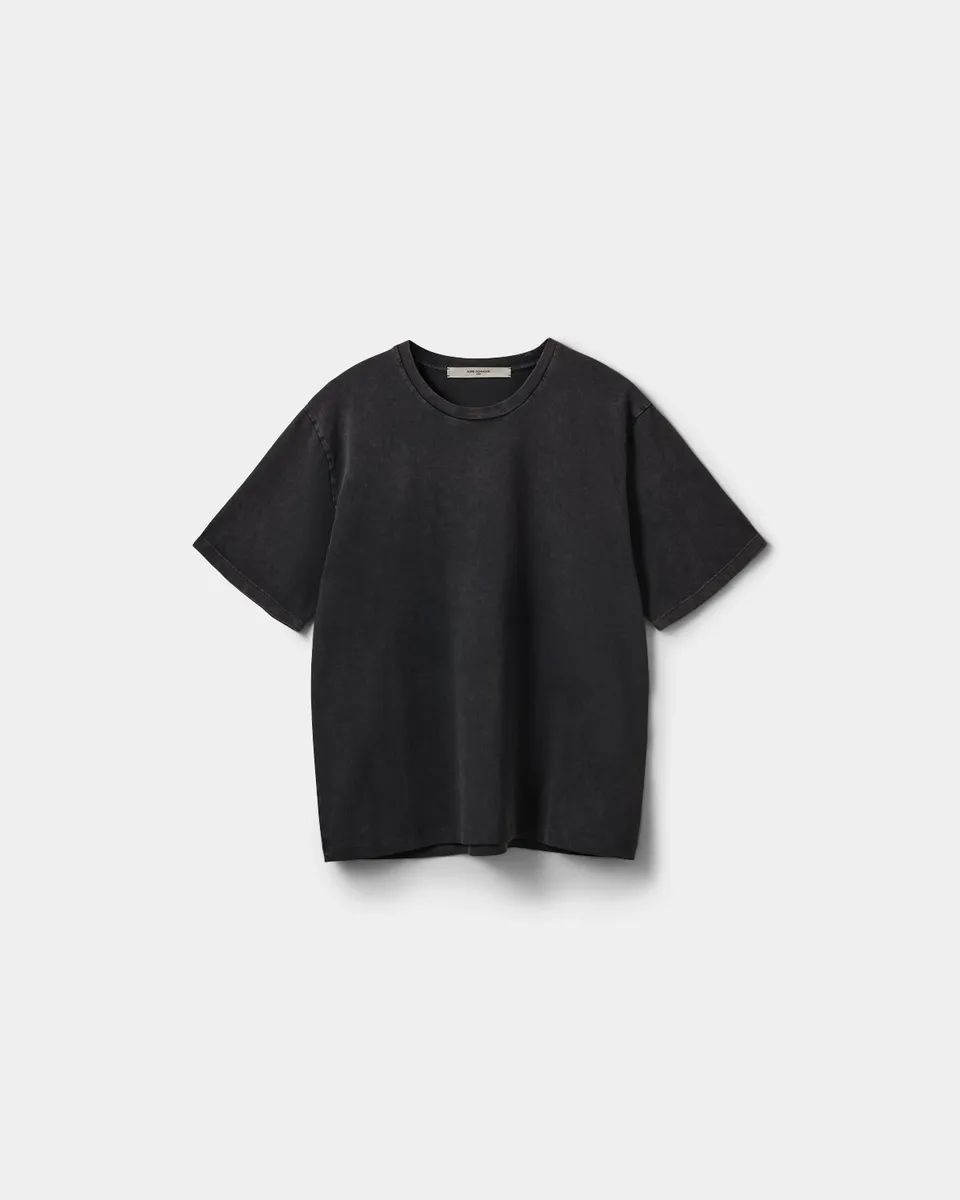 sofie-schnoor-women-icon-013-mae-t-shirt-washed-black image 1