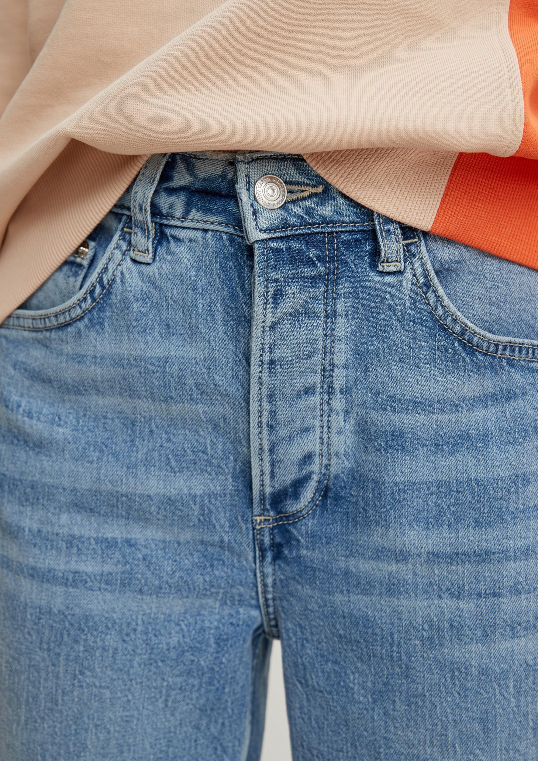 comma-freizeithose-damen-jeans-ausgestelltes-bein image 5