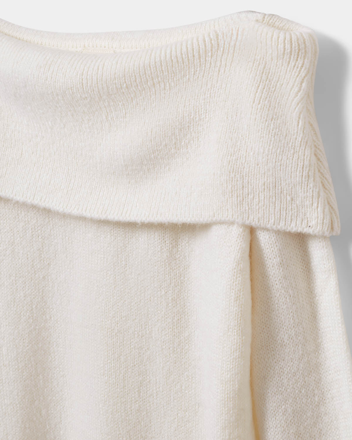 sofie-schnoor-young-sawasy-bluse-off-white-wollmix-strick image 3