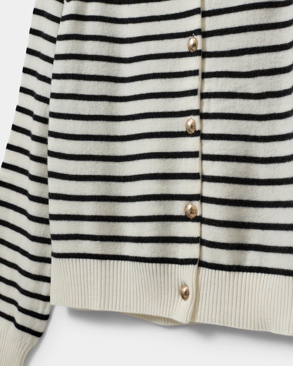 sofie-schnoor-women-joannasw-strickjacke-off-white-wolle image 6