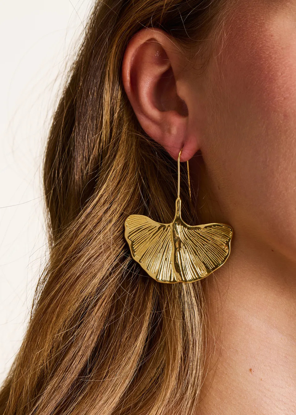 la-f-e-marabout-e-ginkgo-h-ngeohrringe-gold-nickelfrei-tu image 1