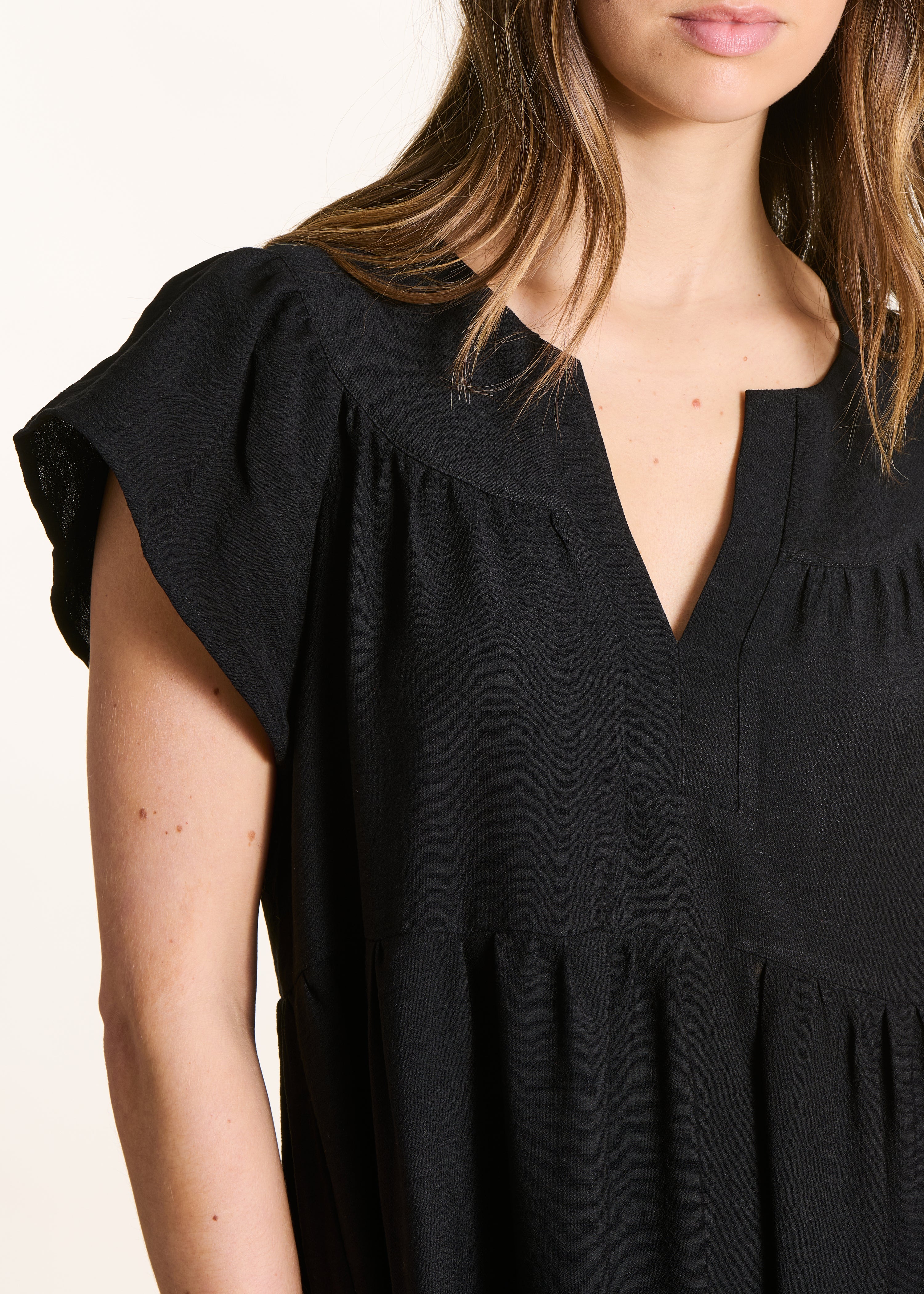 la-f-e-marabout-e-fomiga-maxikleid-schwarz-jacquard-volant image 4