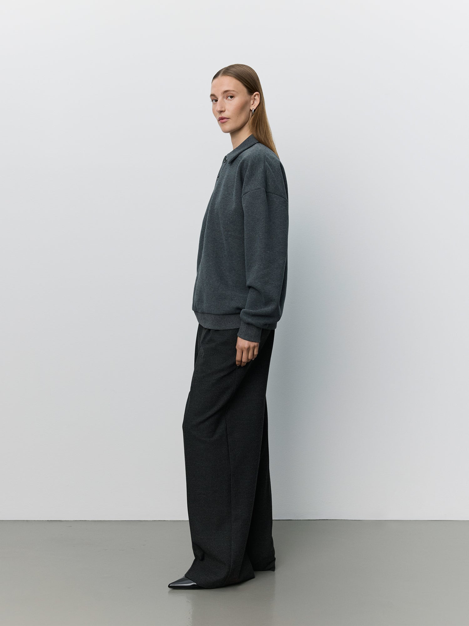 sofie-schnoor-women-lumesw-polo-sweatshirt-grau-relaxed image 3