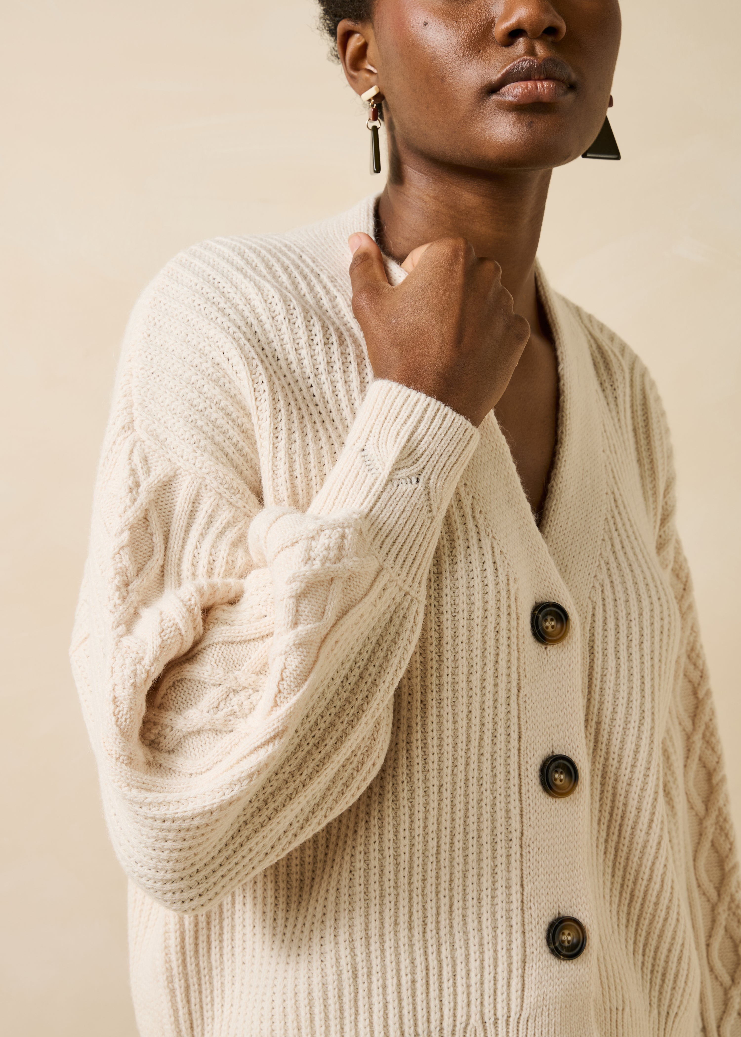 la-f-e-marabout-e-gastel-strickjacke-ecru-wolle-alpaka image 5