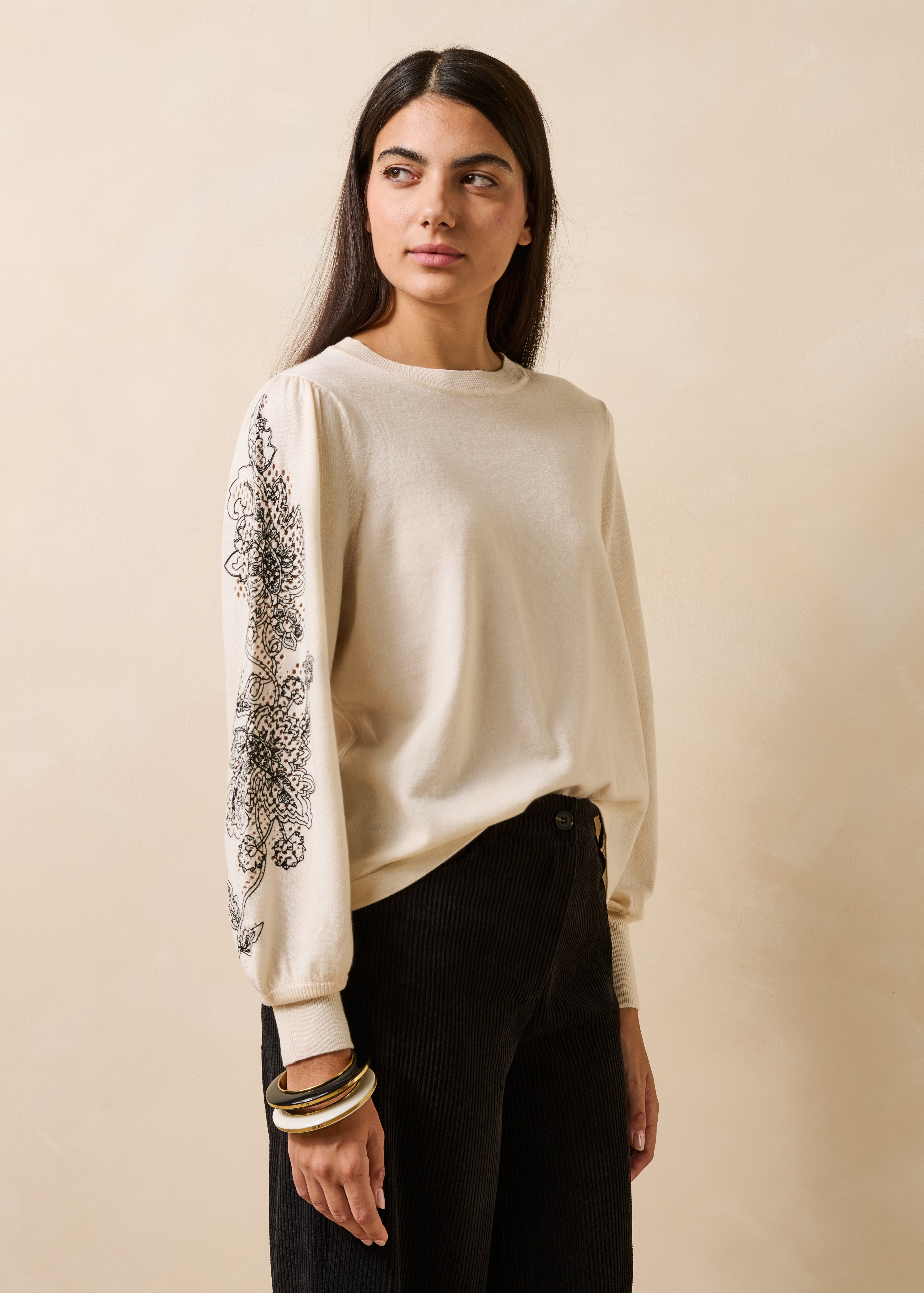 la-f-e-marabout-e-giacomo-pullover-ecru-schwarz-stickerei image 1