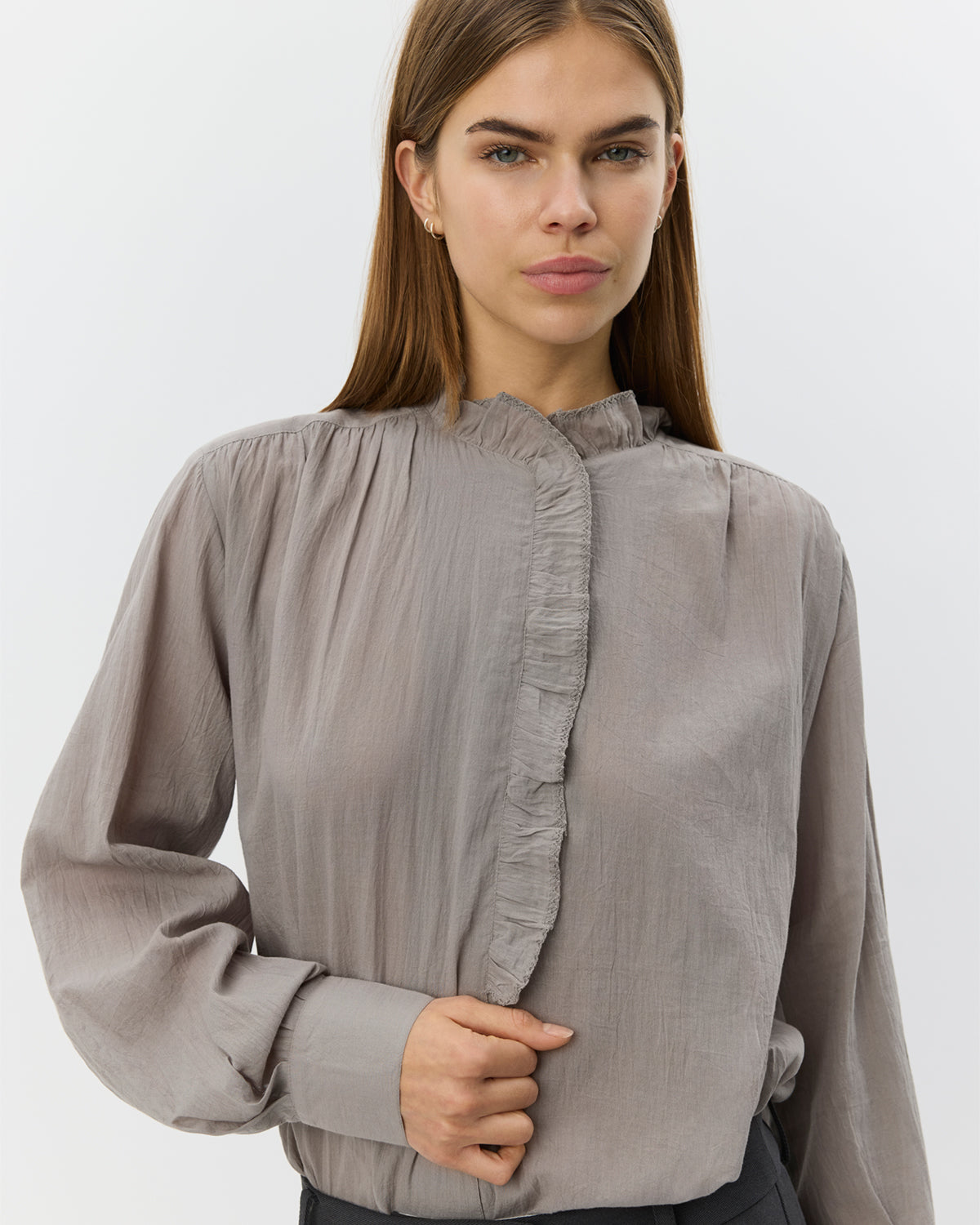 sofie-schnoor-women-s261220-r-schenbluse-stone-grey-38 image 5