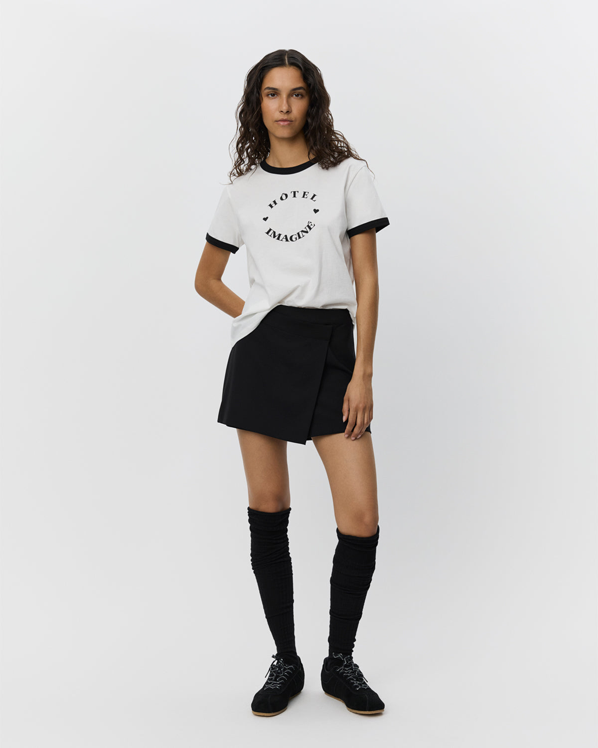 sofie-schnoor-women-nelliesw-shorts-schwarz-skort image 2