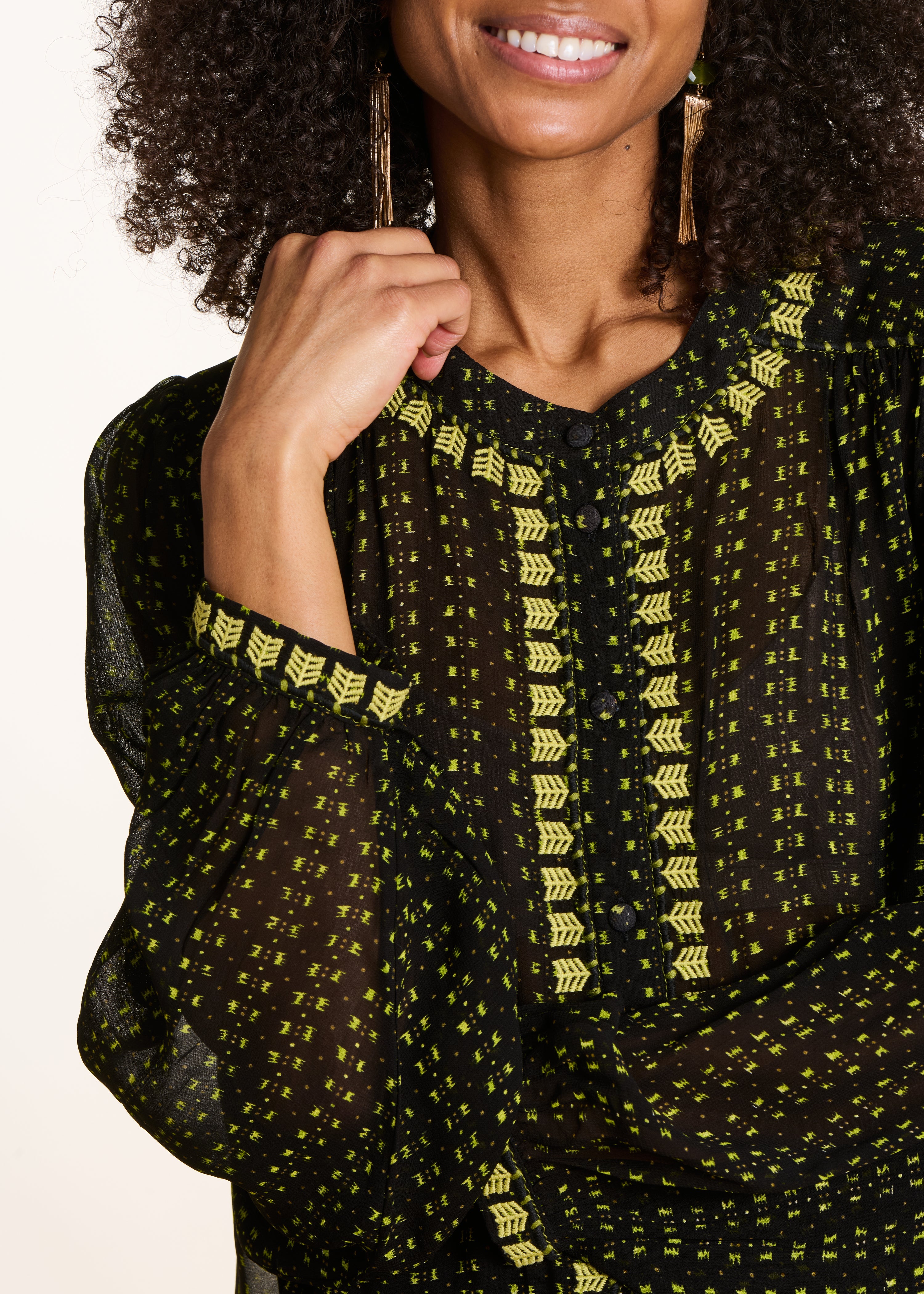 la-f-e-marabout-e-fowina-bluse-damen-schwarz-stickerei image 6