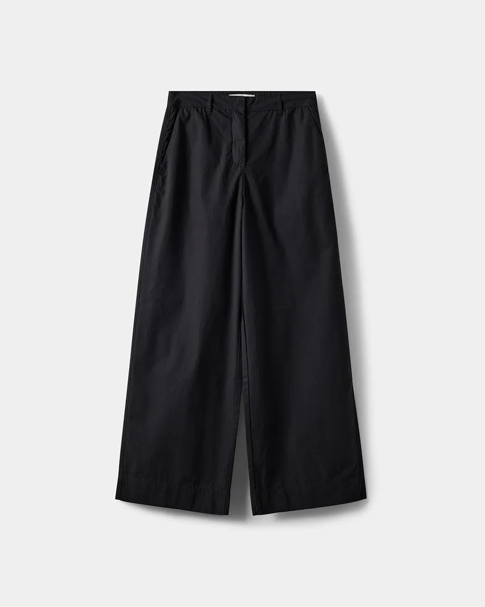 sofie-schnoor-solasw-hose-schwarz-wide-leg image 1