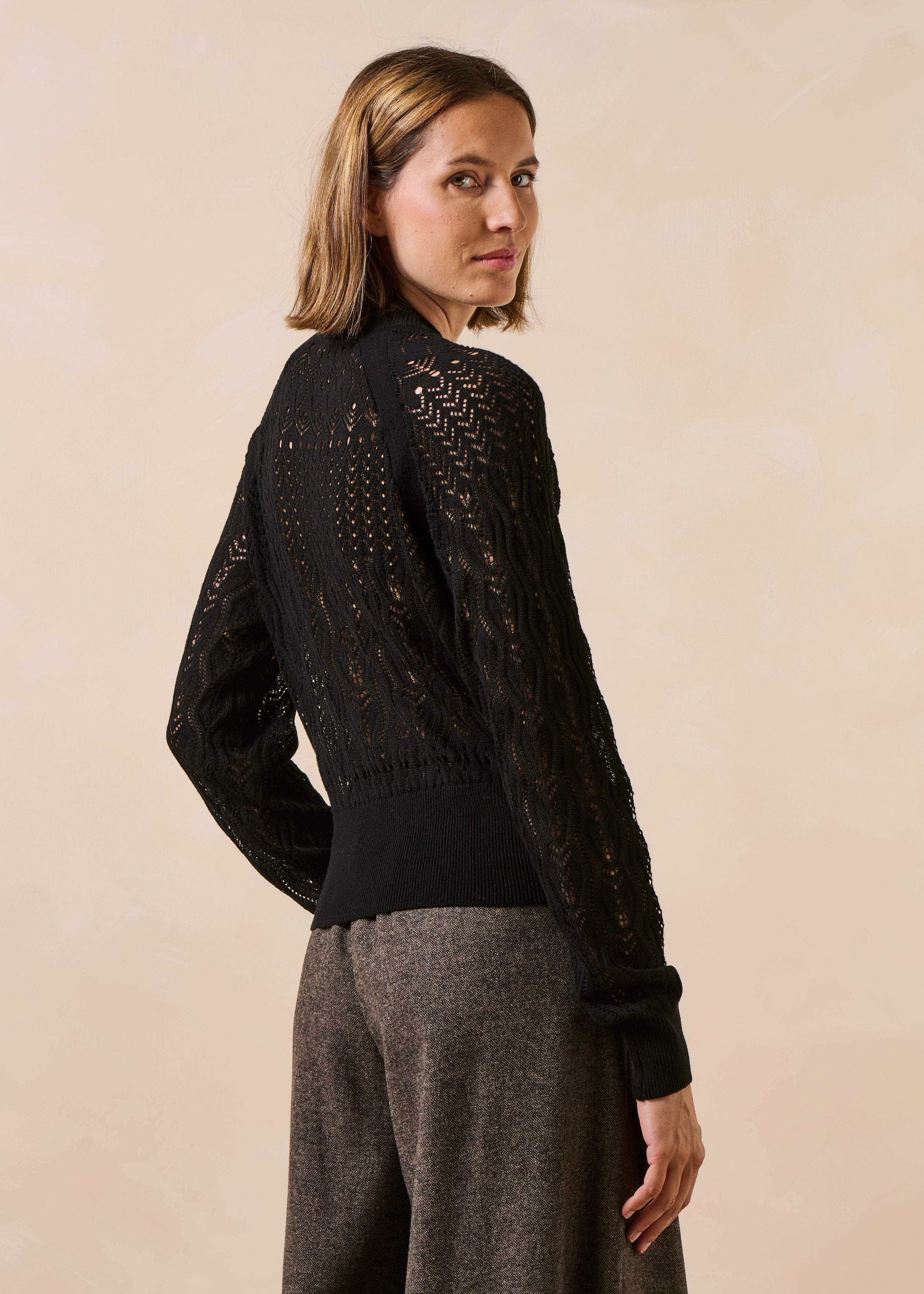 la-f-e-marabout-e-gabrio-pullover-schwarz-lochstrick image 3