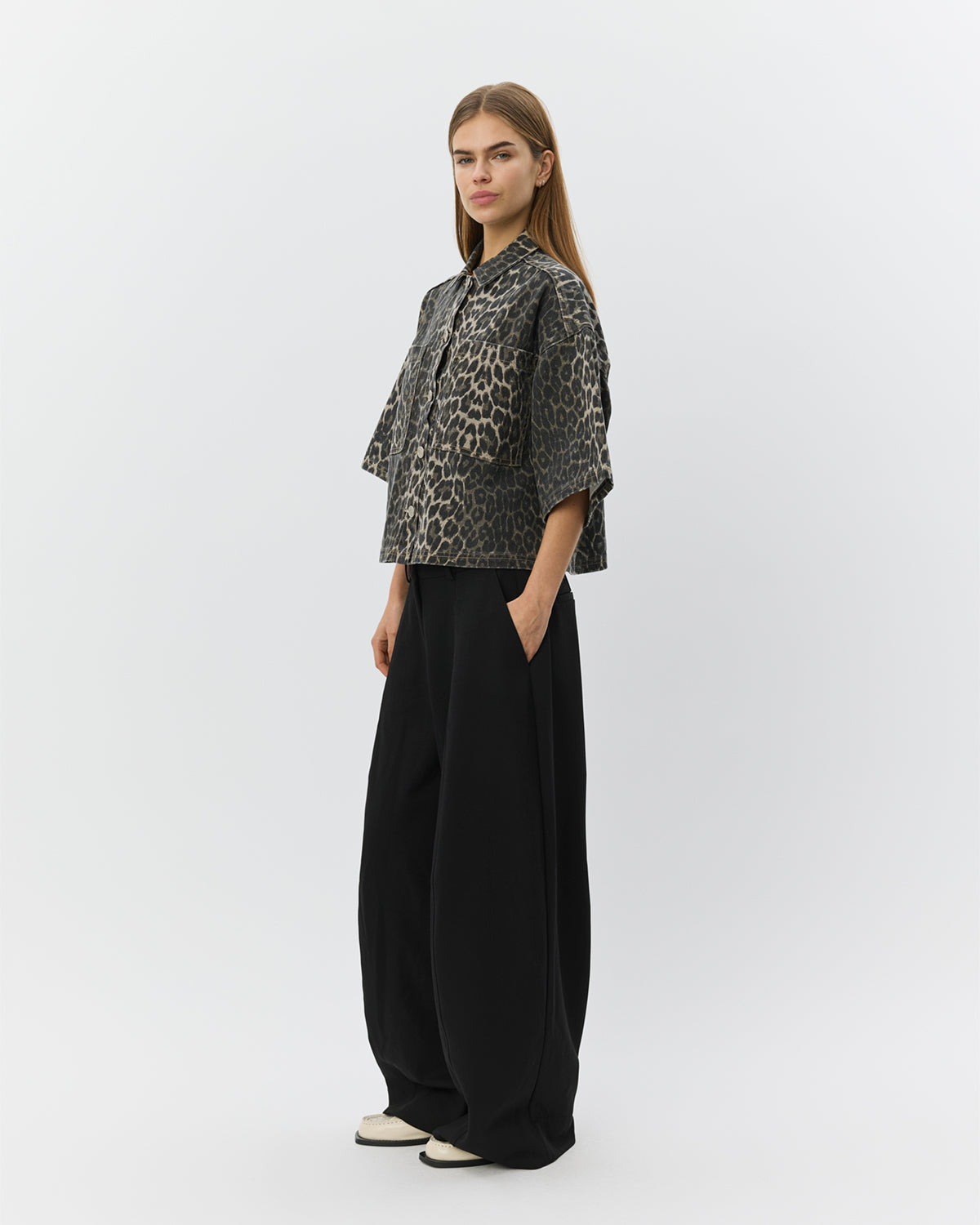 sofie-schnoor-women-alinesw-denim-shirt-jeanshemd-leo-hellbraun image 3