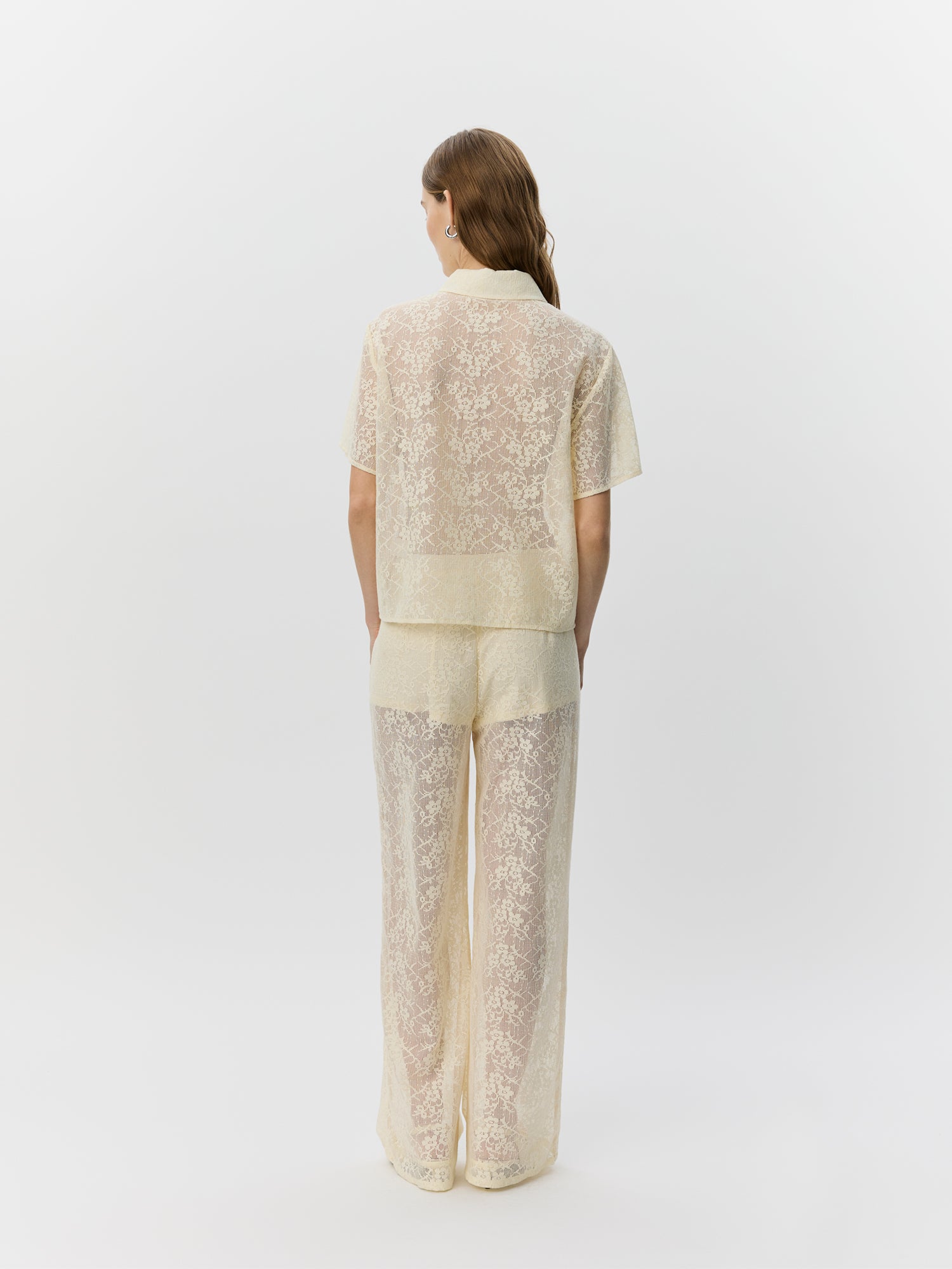 sofie-schnoor-carmelasw-bluse-cream-white-spitze image 4