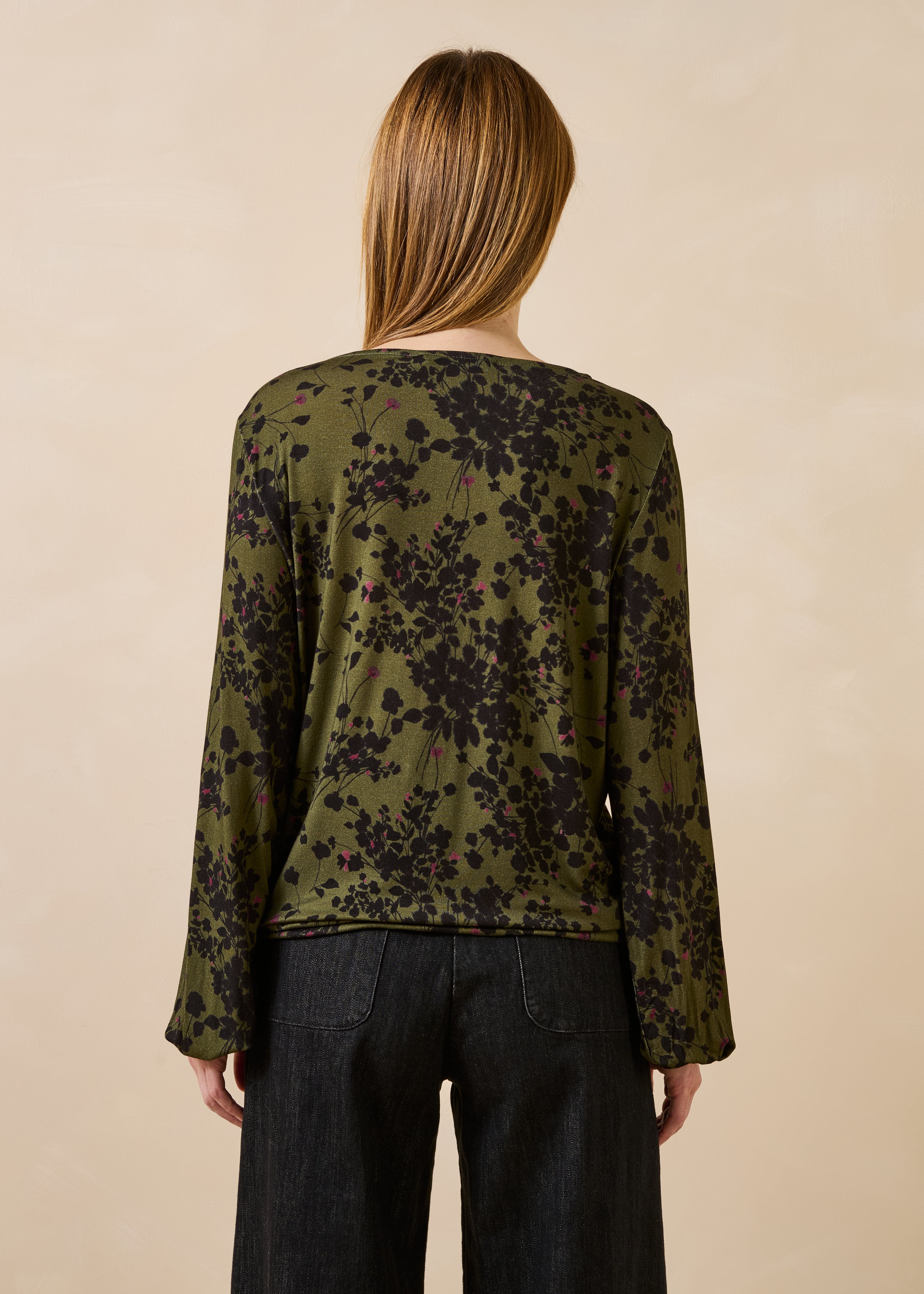 la-f-e-marabout-e-gexpa-t-shirt-dark-kaki-gr-s-blumen image 3