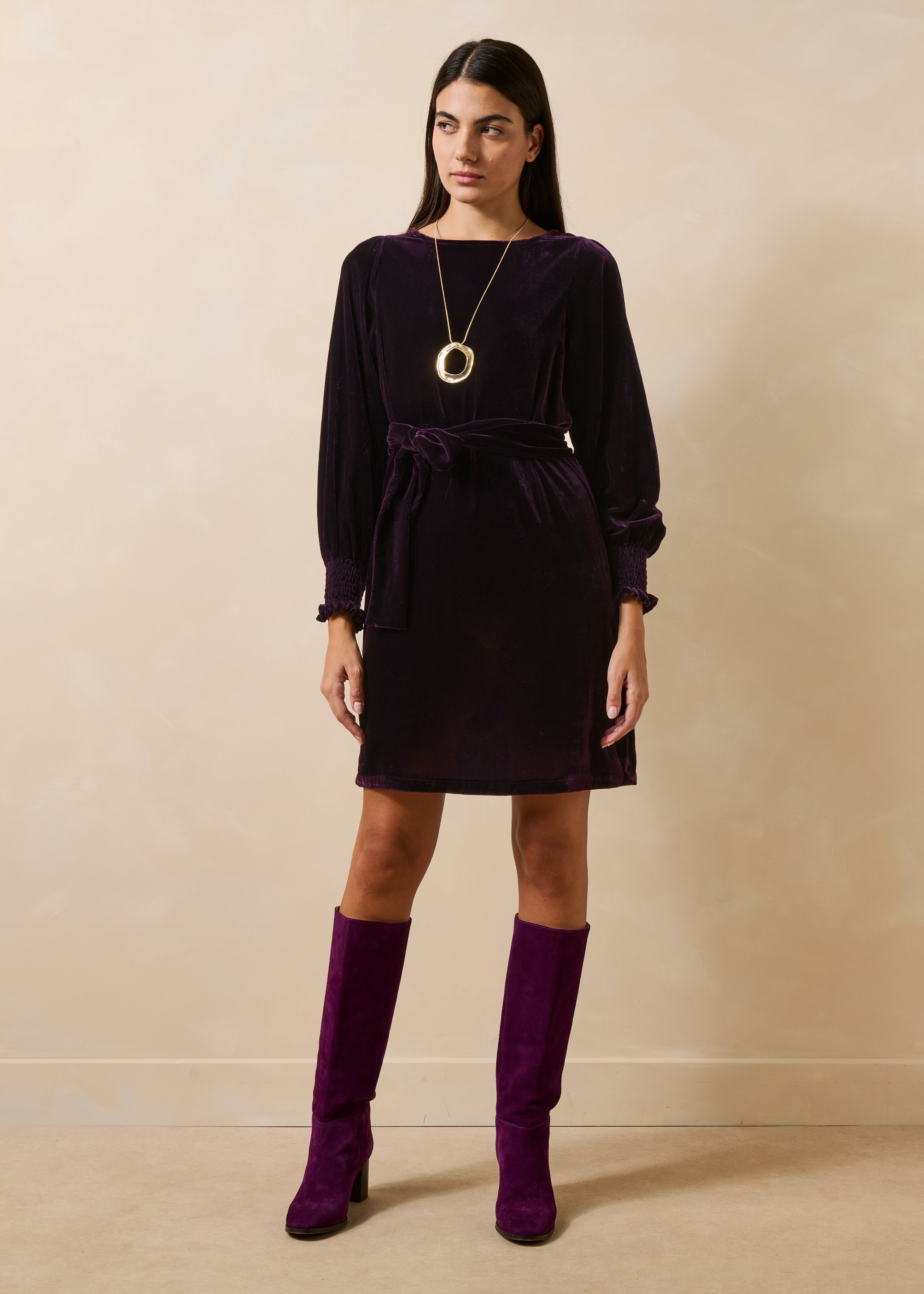 la-f-e-marabout-e-etna-samtkleid-violett-kurz-mit-g-rtel image 1