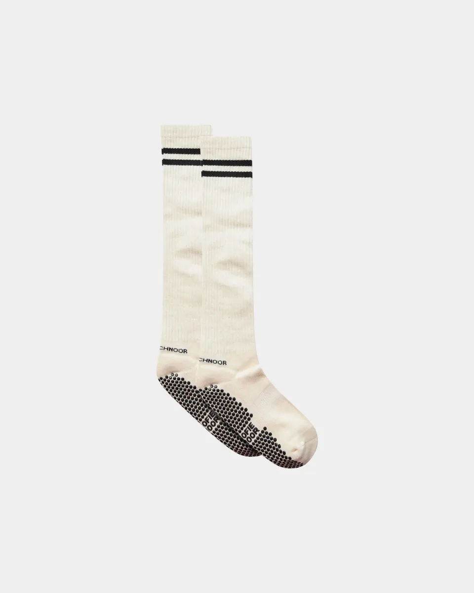 sofie-schnoor-inaspo-knie-grip-socken-antique-white-36-38 image 1