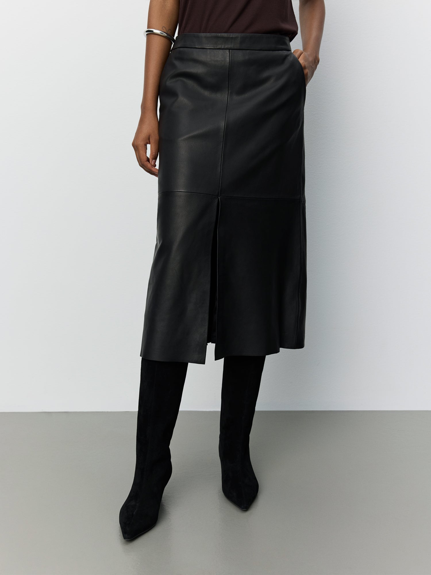 sofie-schnoor-women-eleanorsw-rock-schwarz-lammleder-midi image 5