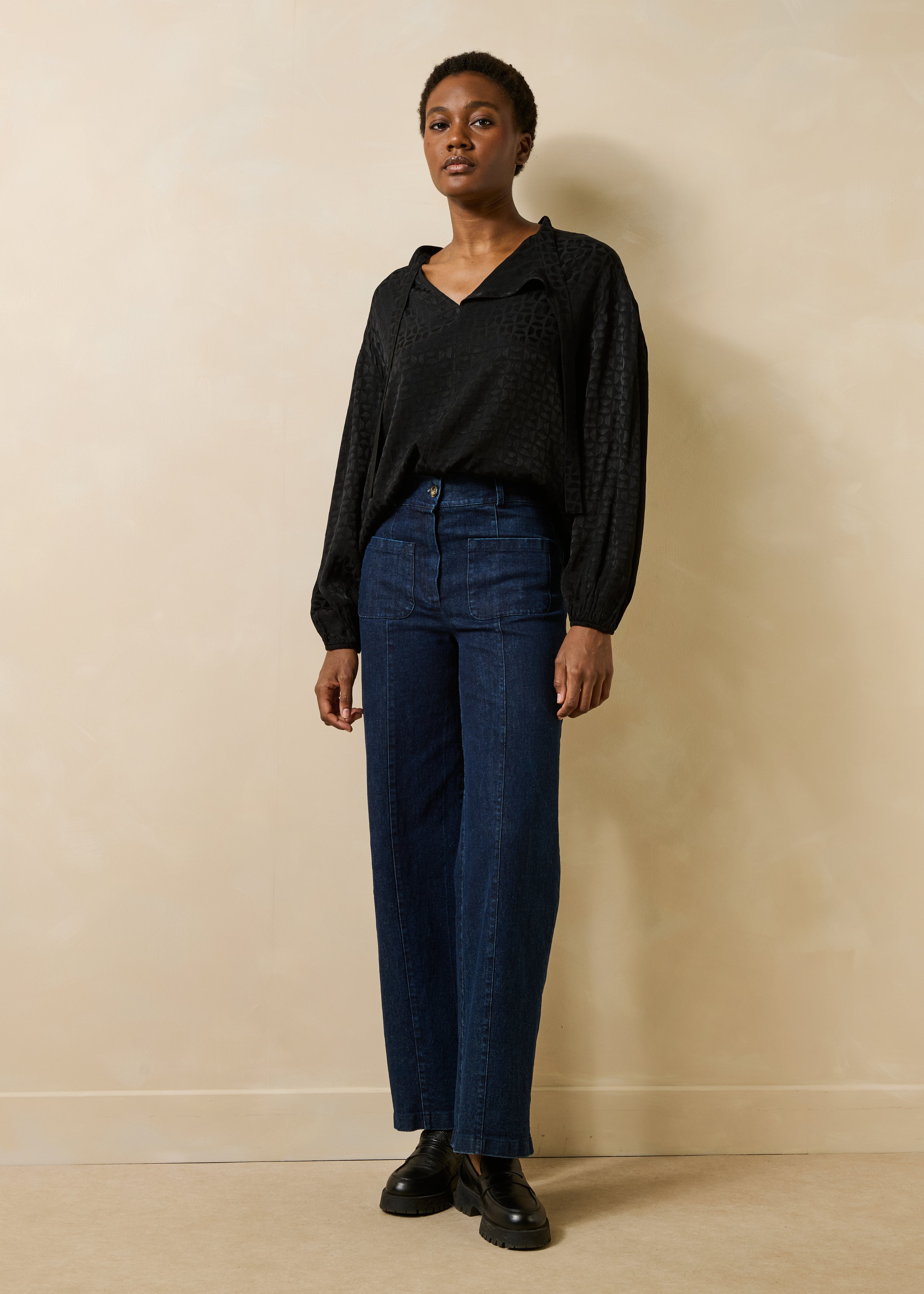 la-f-e-marabout-e-genty-bluse-schwarz-viskose-lavalli-re image 2