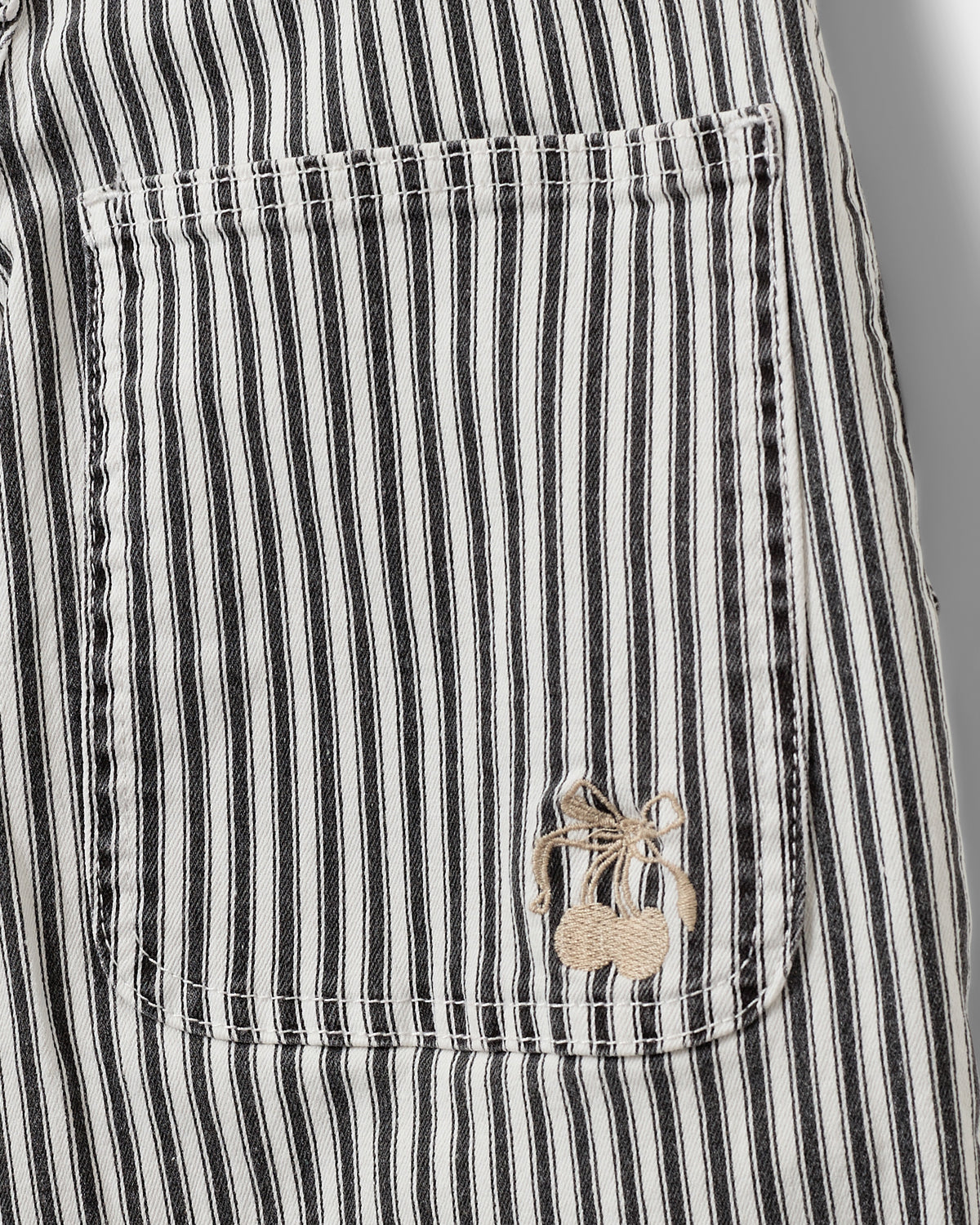 sofie-schnoor-young-siennasy-jeans-m-dchen-schwarz-gestreift image 4