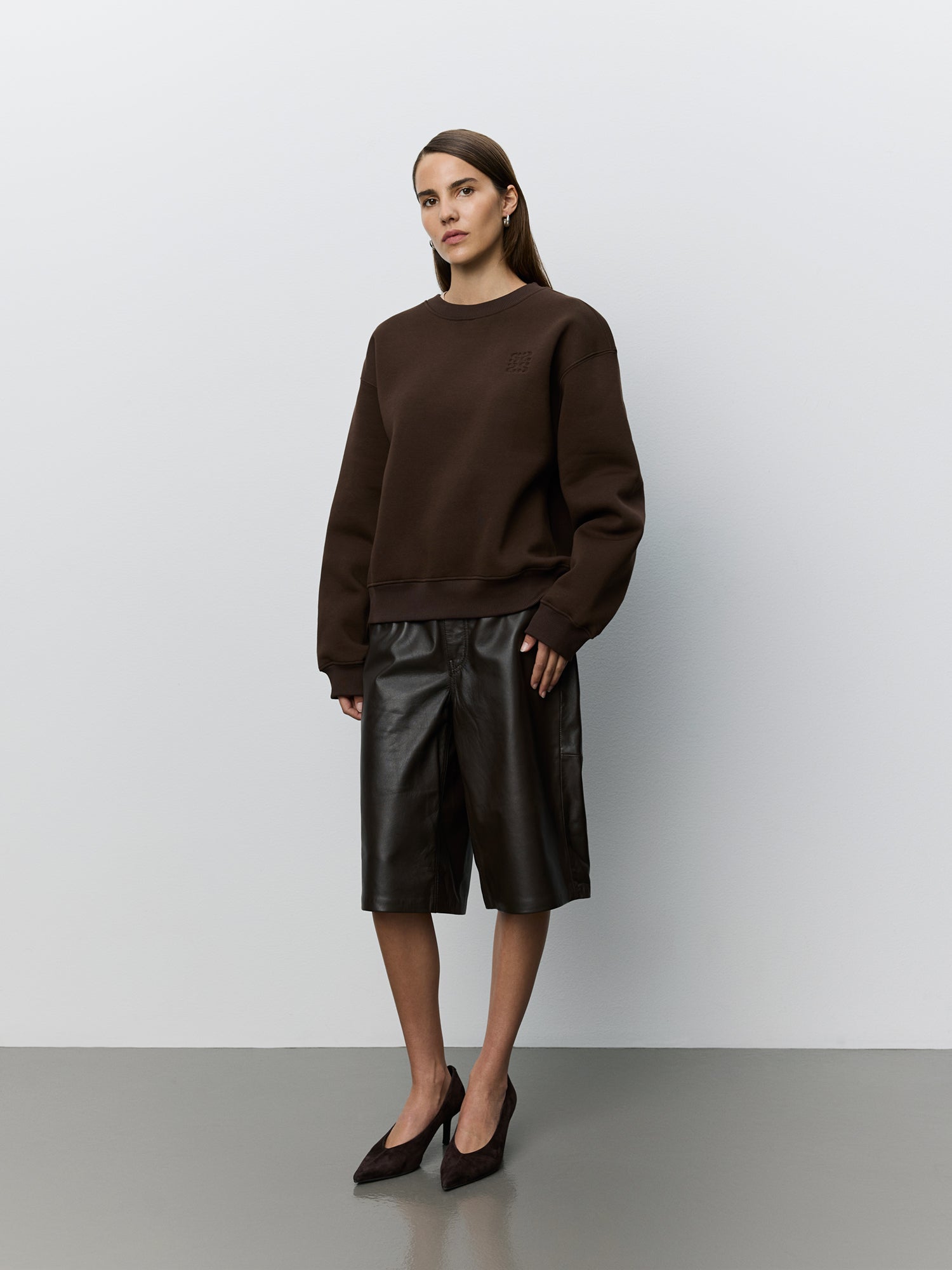sofie-schnoor-lusiasw-sweatshirt-brown-fudge-s-oversize-baumwolle image 2