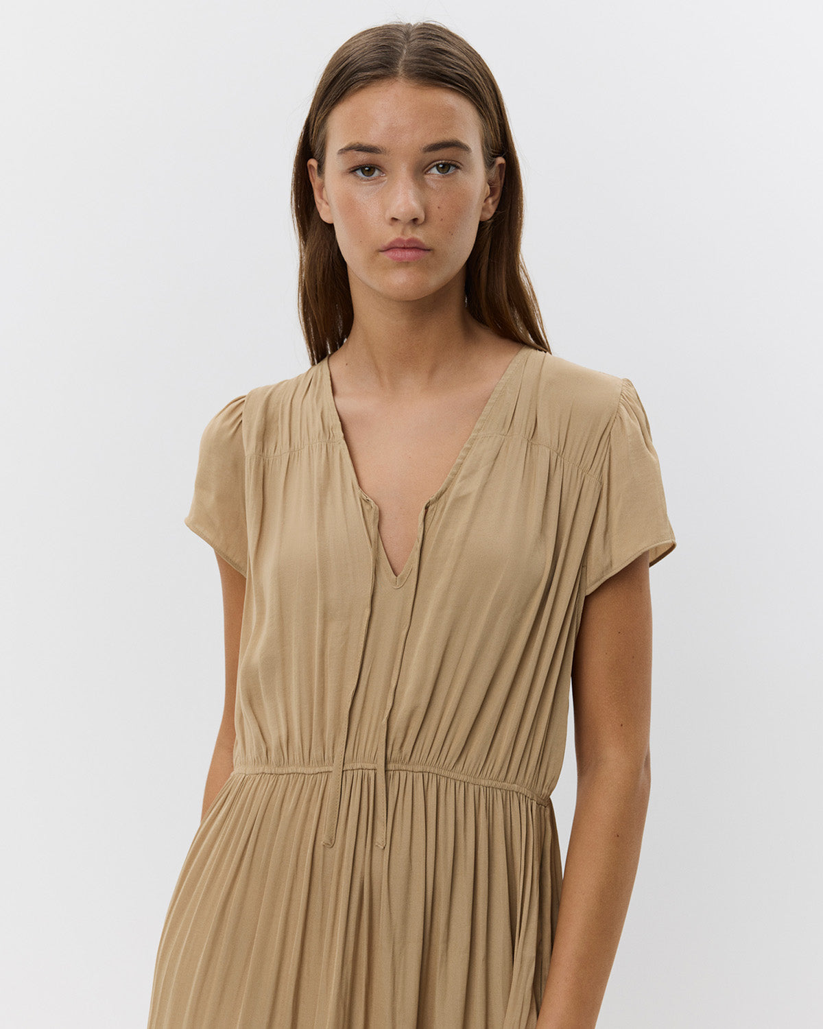 sofie-schnoor-women-s252306-jannesw-maxikleid-braun image 6