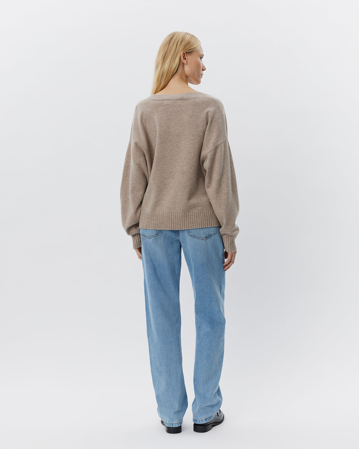 sofie-schnoor-women-edensw-sweater-braun-melange-wolle image 5