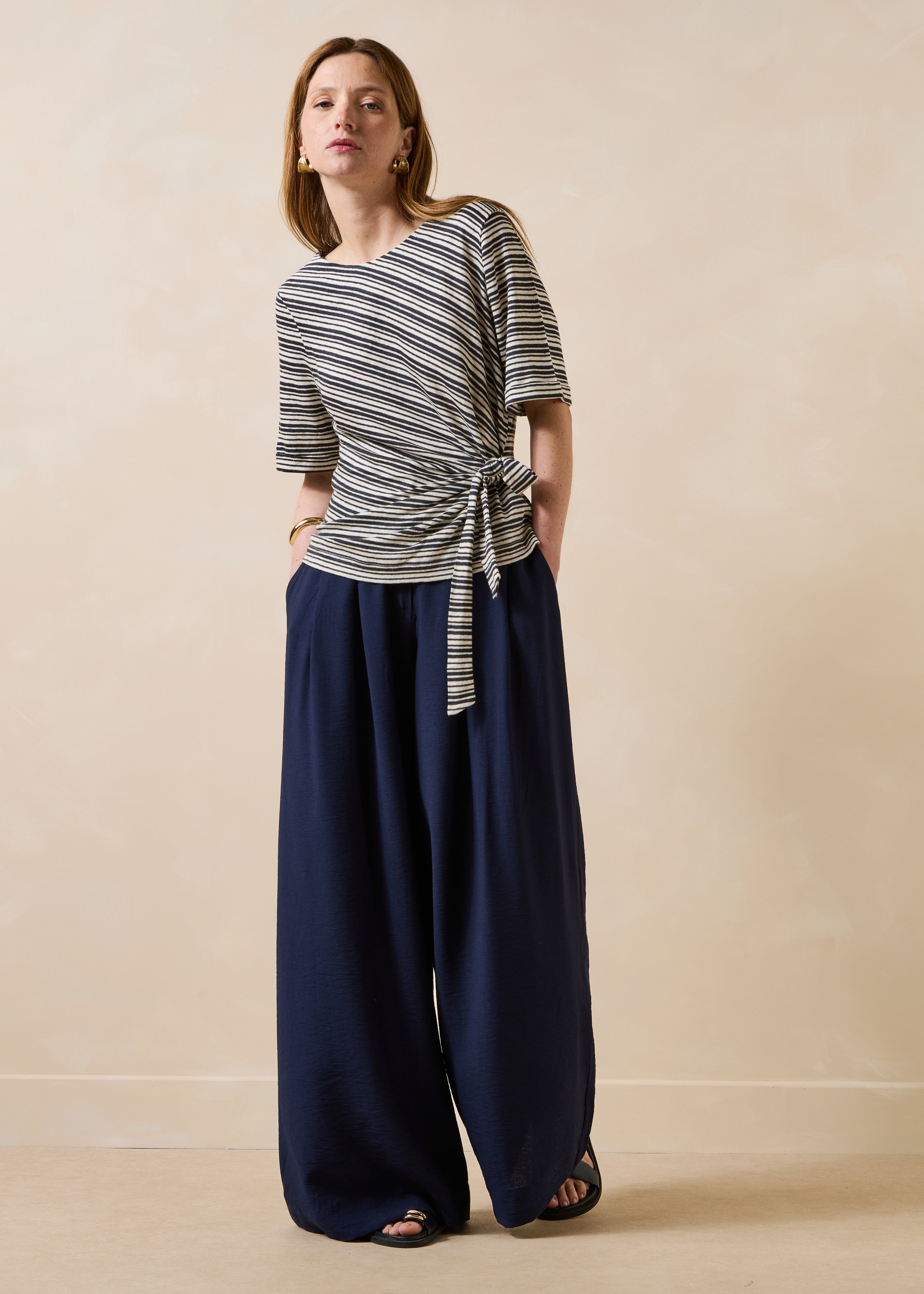 la-f-e-marabout-e-veroni-hose-marine-viskose-weites-bein image 1