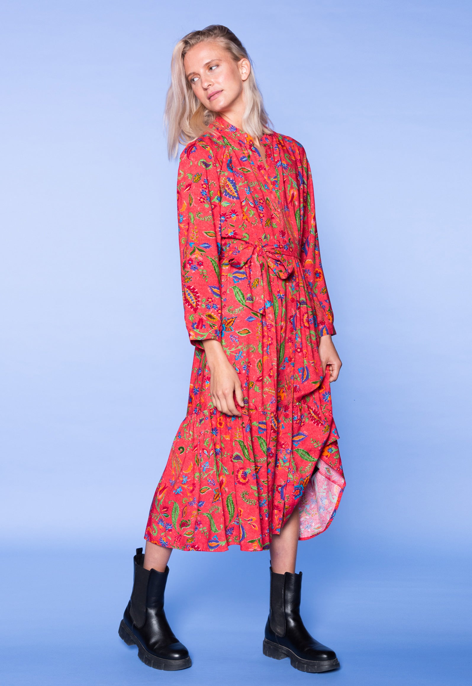 moshiki-dress-i-101-s26dress-pr3-kleid-mit-g-rtel-upcycled-rayon image 5