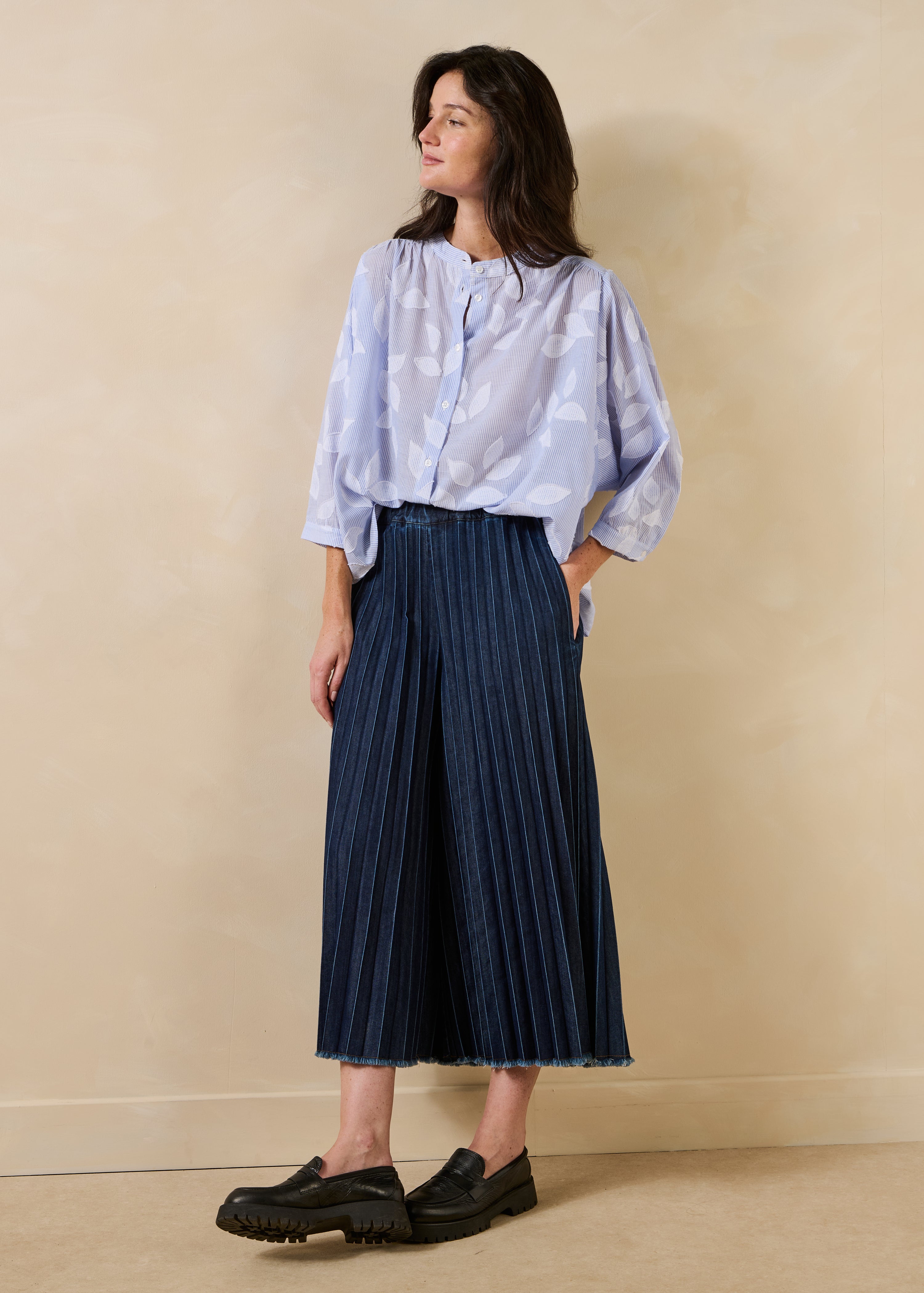 la-f-e-marabout-e-damaso-jeans-blau-denim-plissee-culotte image 1