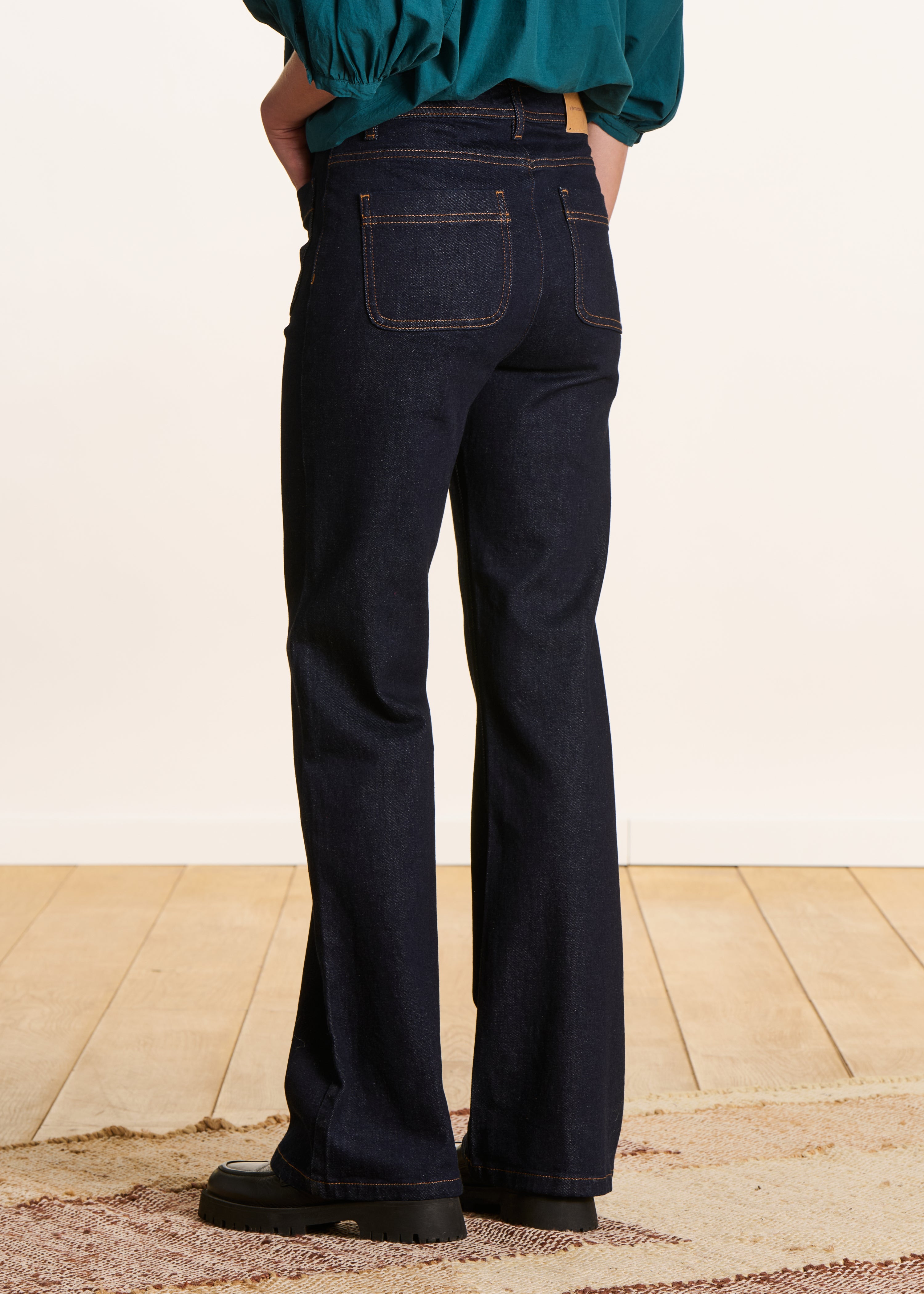 la-f-e-marabout-e-ekou-bootcut-jeans-brut-bio-baumwolle-gots image 3