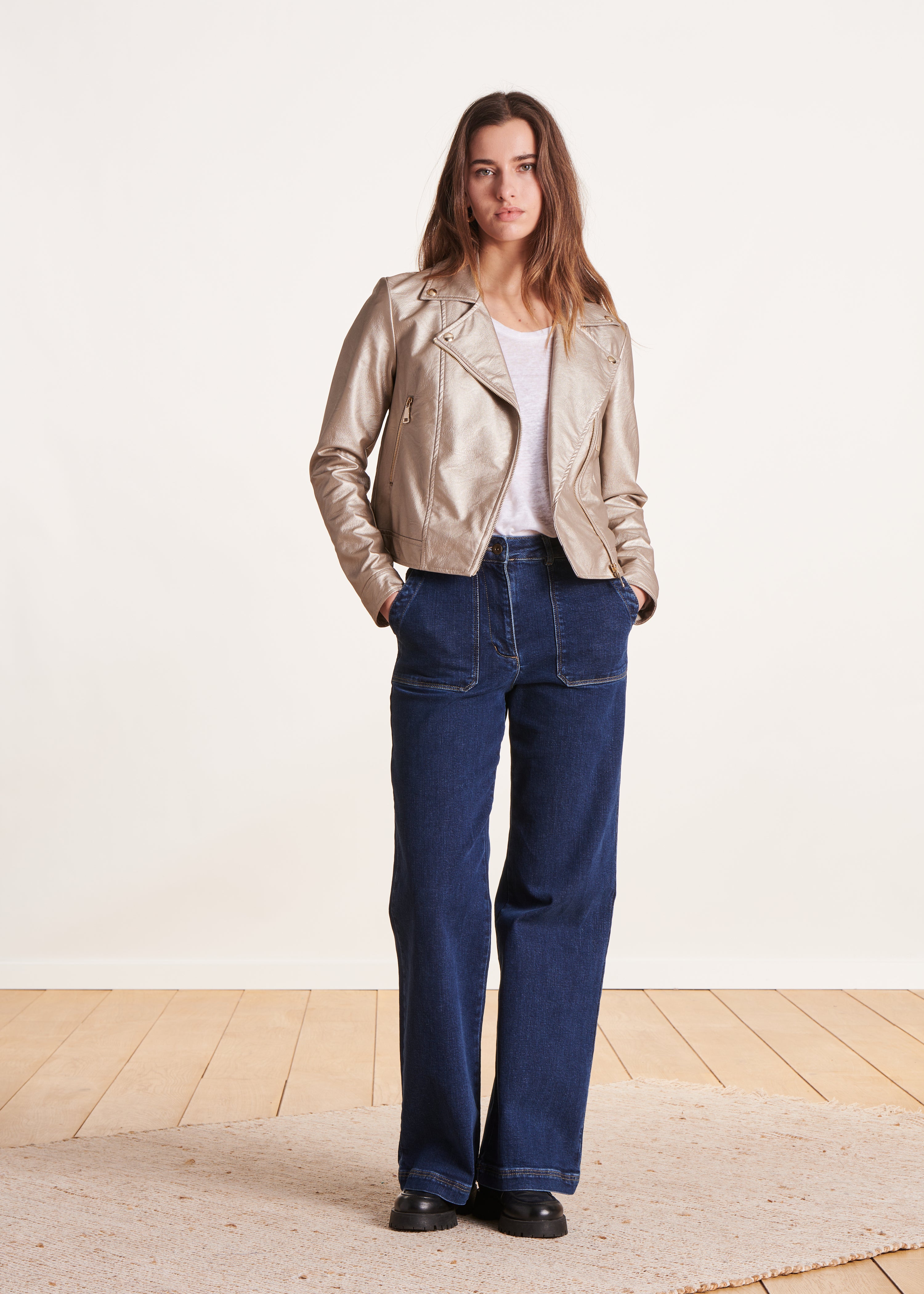 la-f-e-marabout-e-chibi-blouson-beige-bikerjacke-lederop image 2