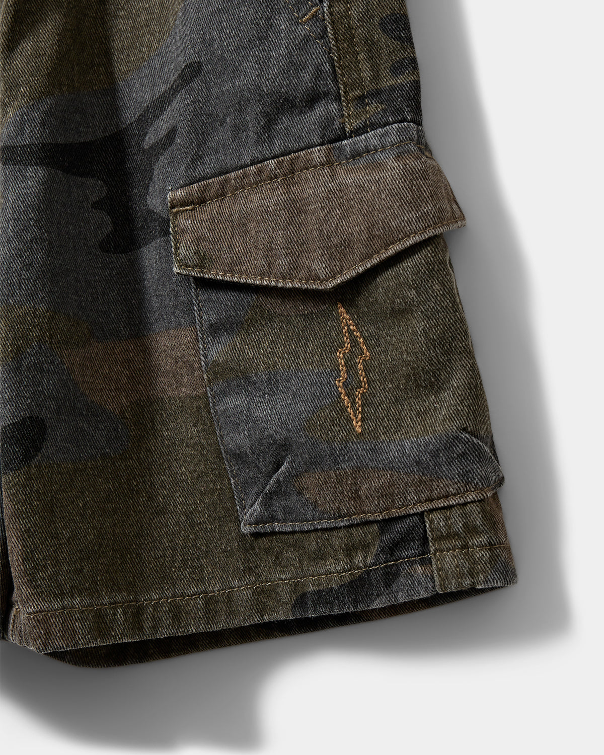 sofie-schnoor-kids-lingosk-shorts-braun-camo-baumwolle image 5