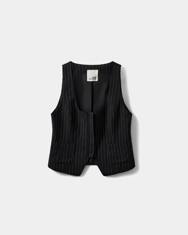 sofie-schnoor-women-yokosw-weste-white-black-striped-nadelstreifen image 1